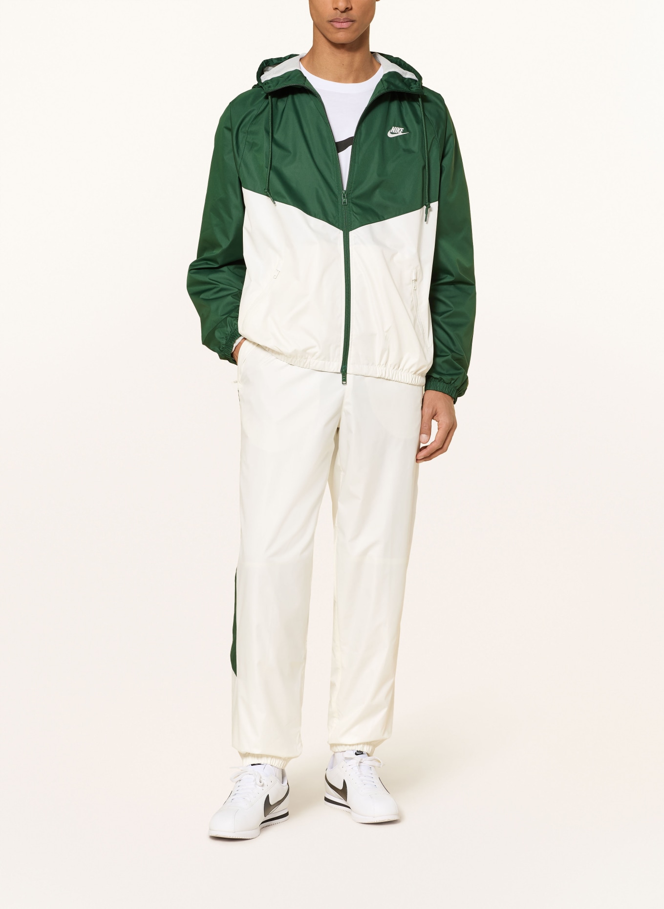 Nike WILDRUNNER Track Pants: DARK GREEN / WHITE