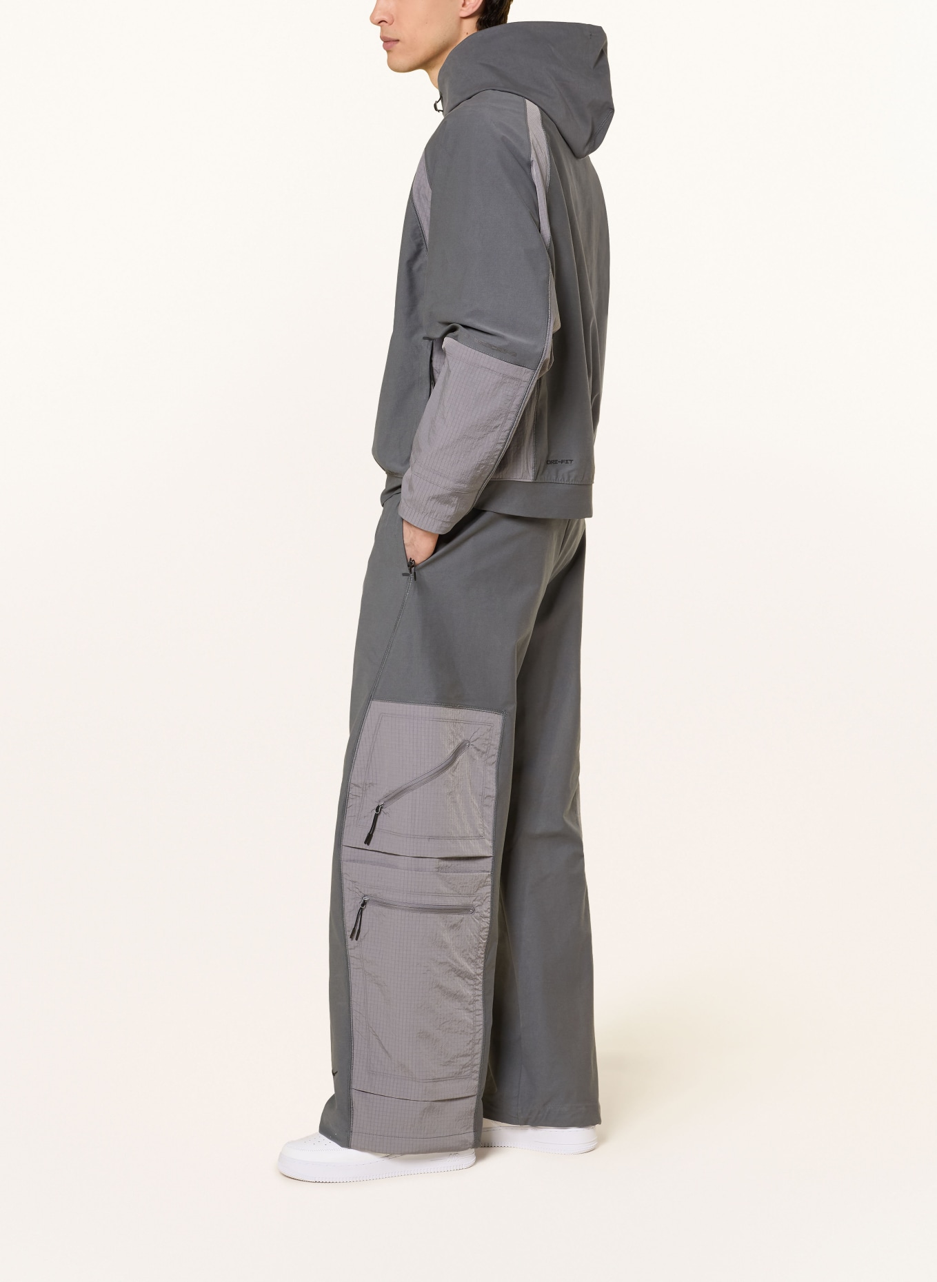 Nike Oversized-Hoodie TECH: GRAU / HELLGRAU