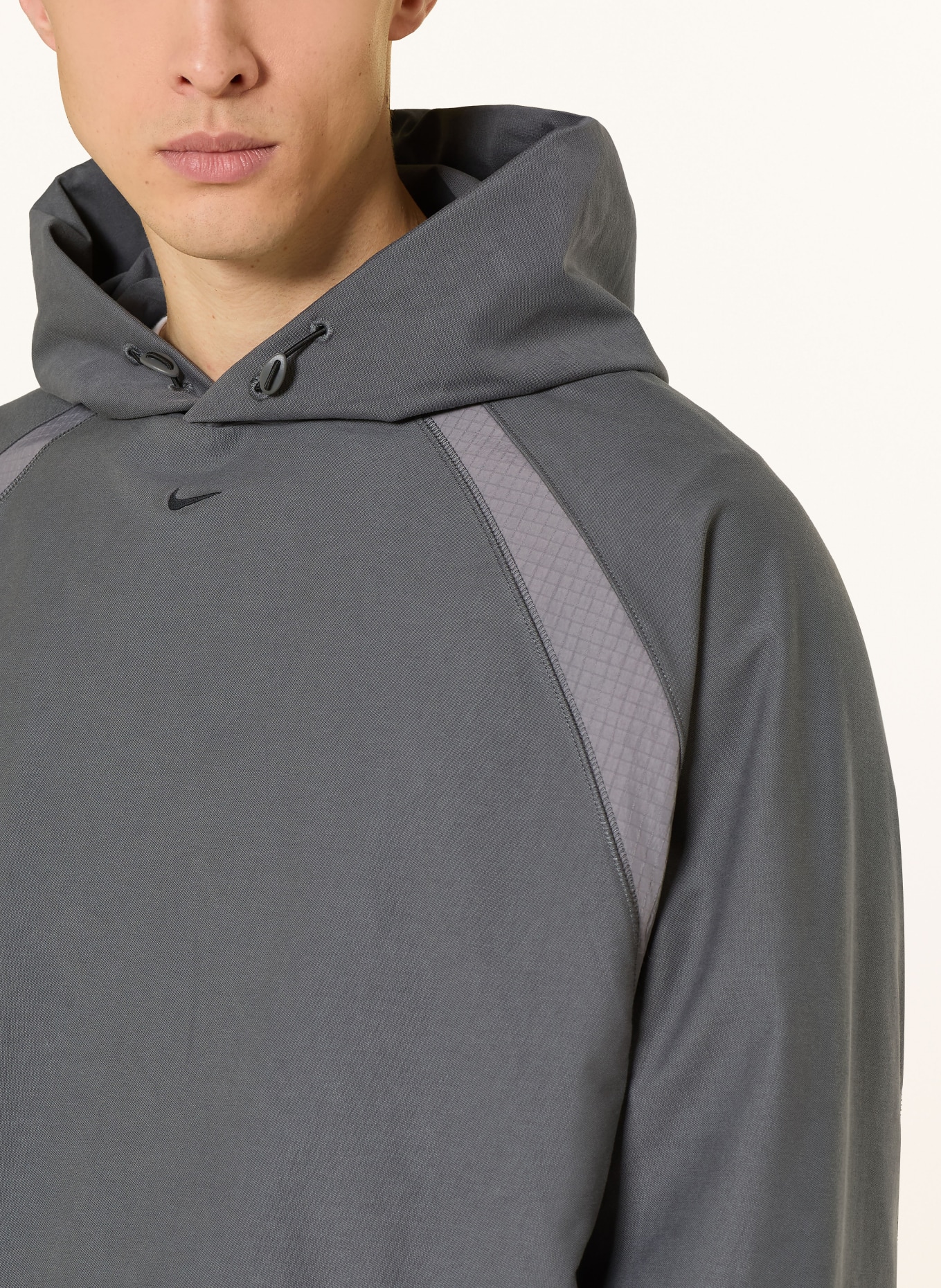 Nike Oversized-Hoodie TECH: GRAU / HELLGRAU