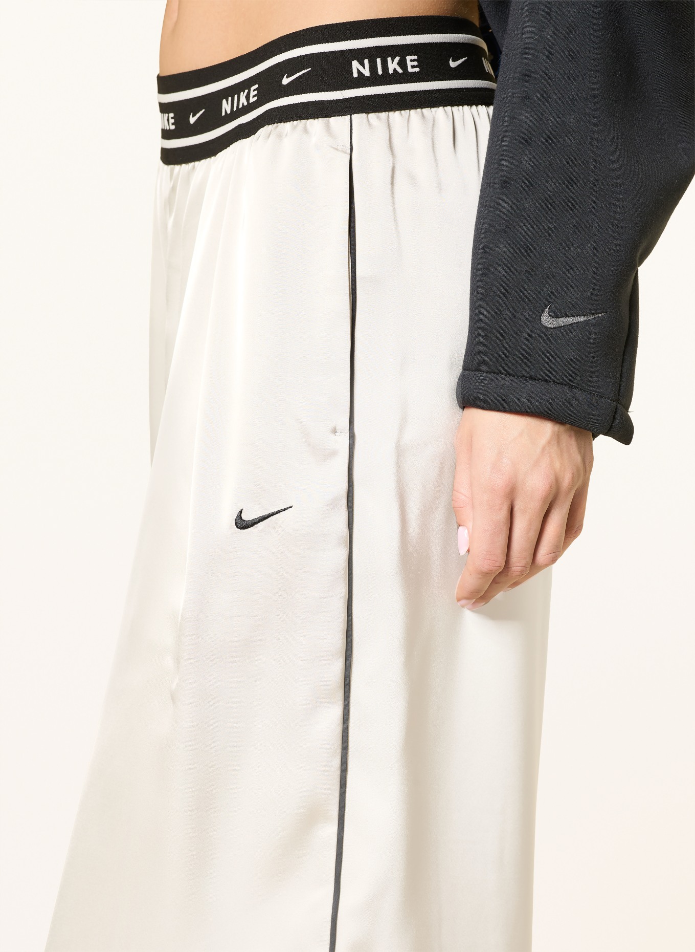 Nike Satinhose: ECRU / SCHWARZ