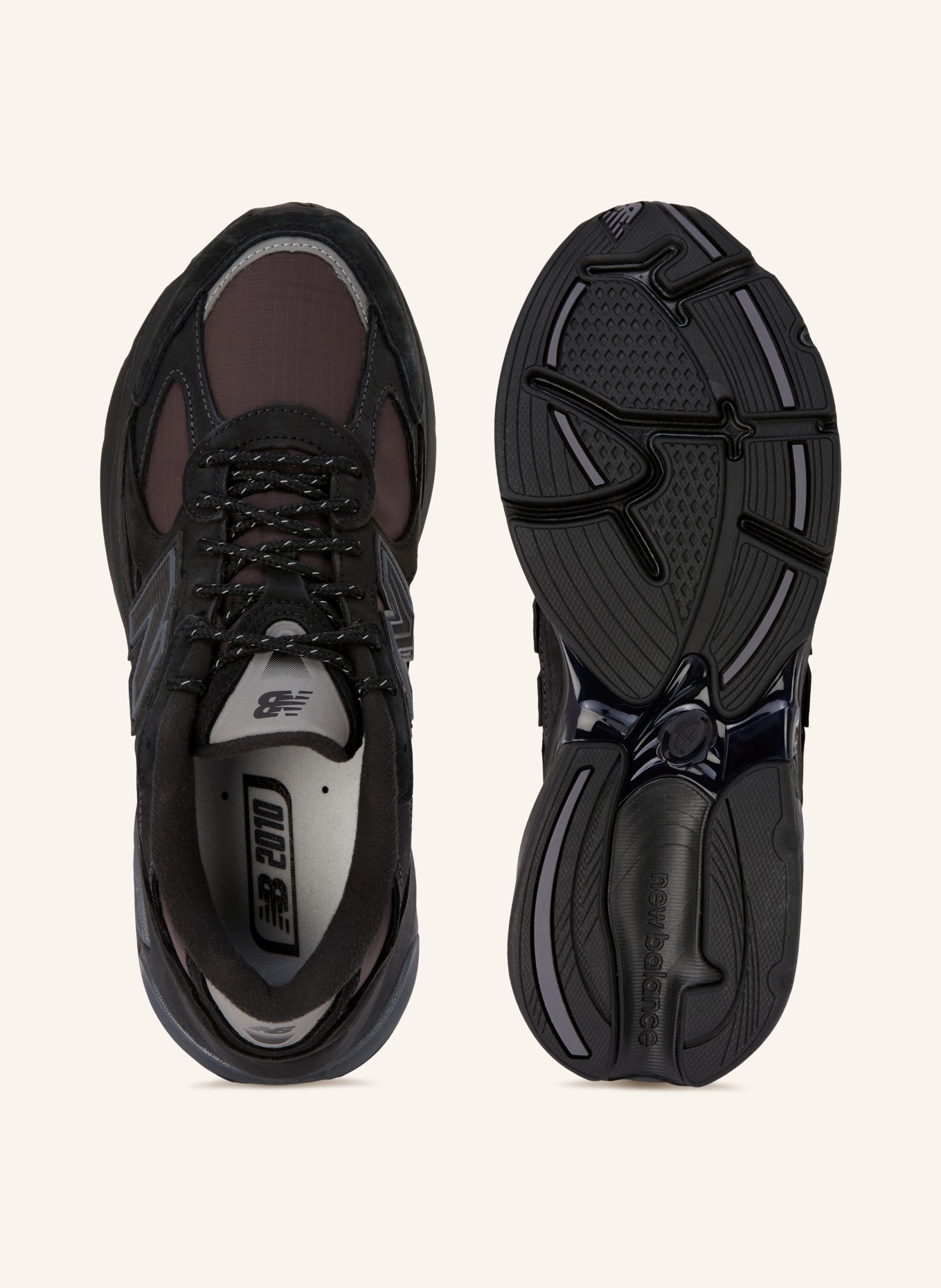 new balance Sneaker 2010: SCHWARZ / SILBER