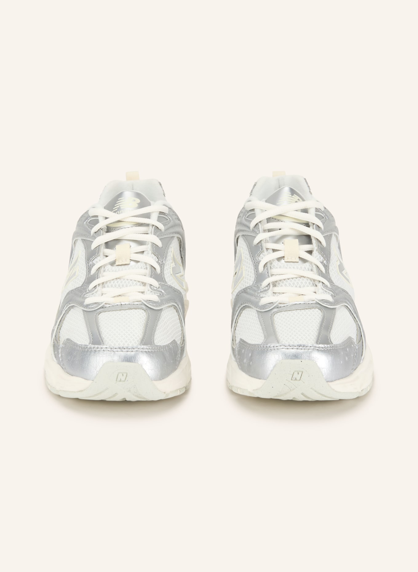 new balance Baskets 530: ARGENT / BLANC