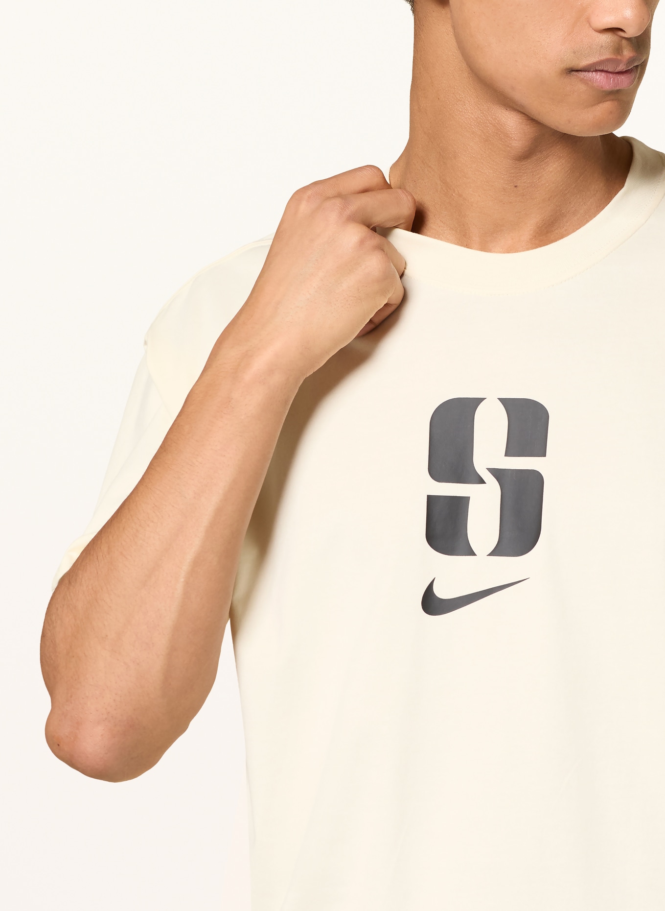 Nike T-Shirt: CREME