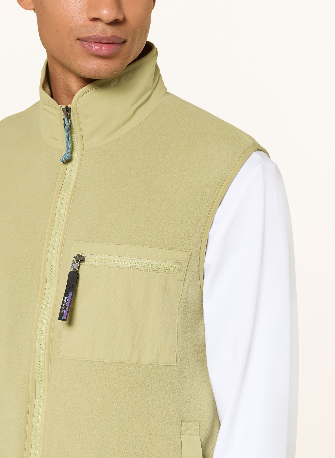 patagonia Fleecová vesta SYNCH: SVĚTLE ZELENÁ