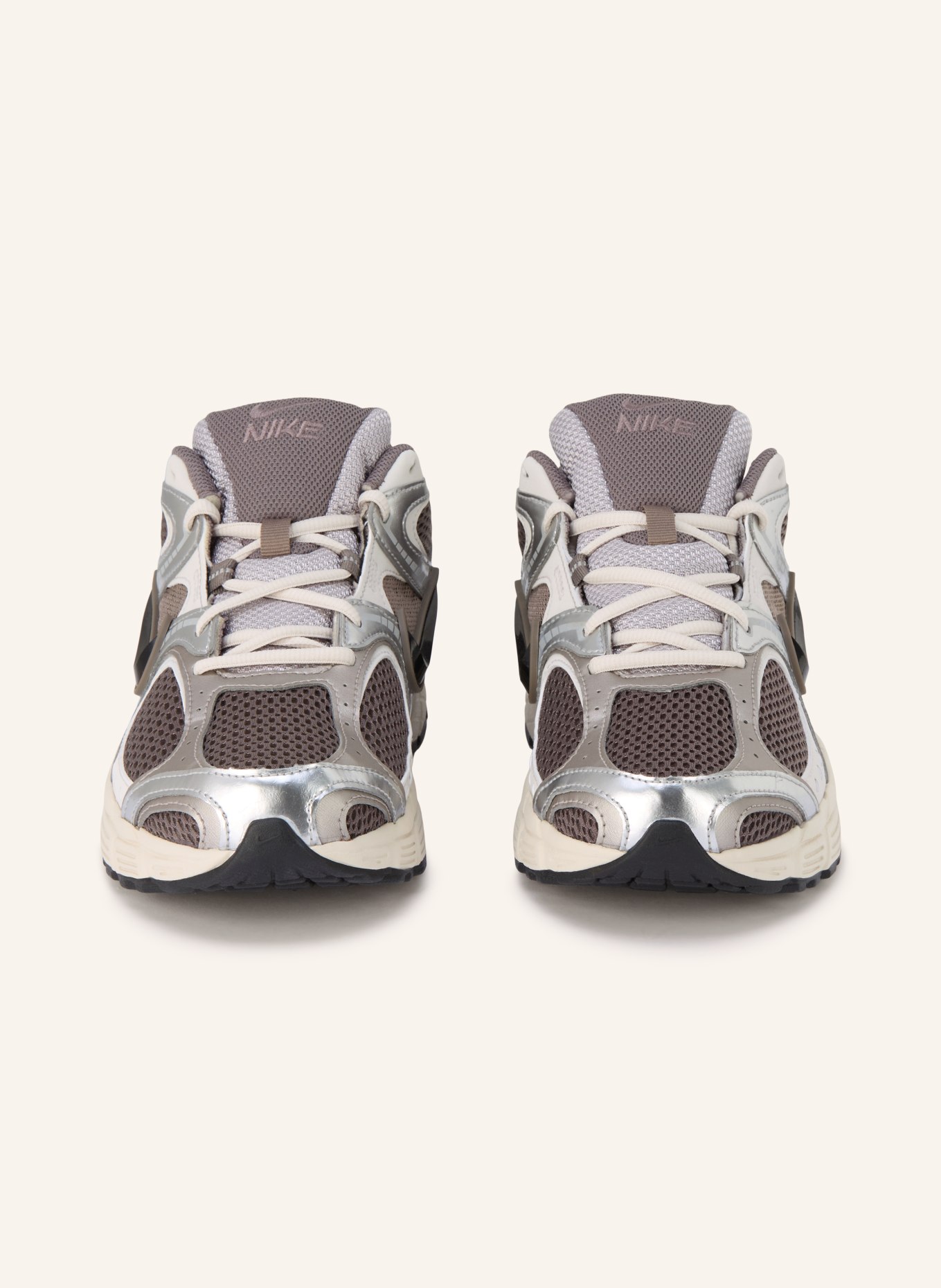 Nike V5 RNR Sneakers: DARK GRAY / SILVER / LIGHT GRAY