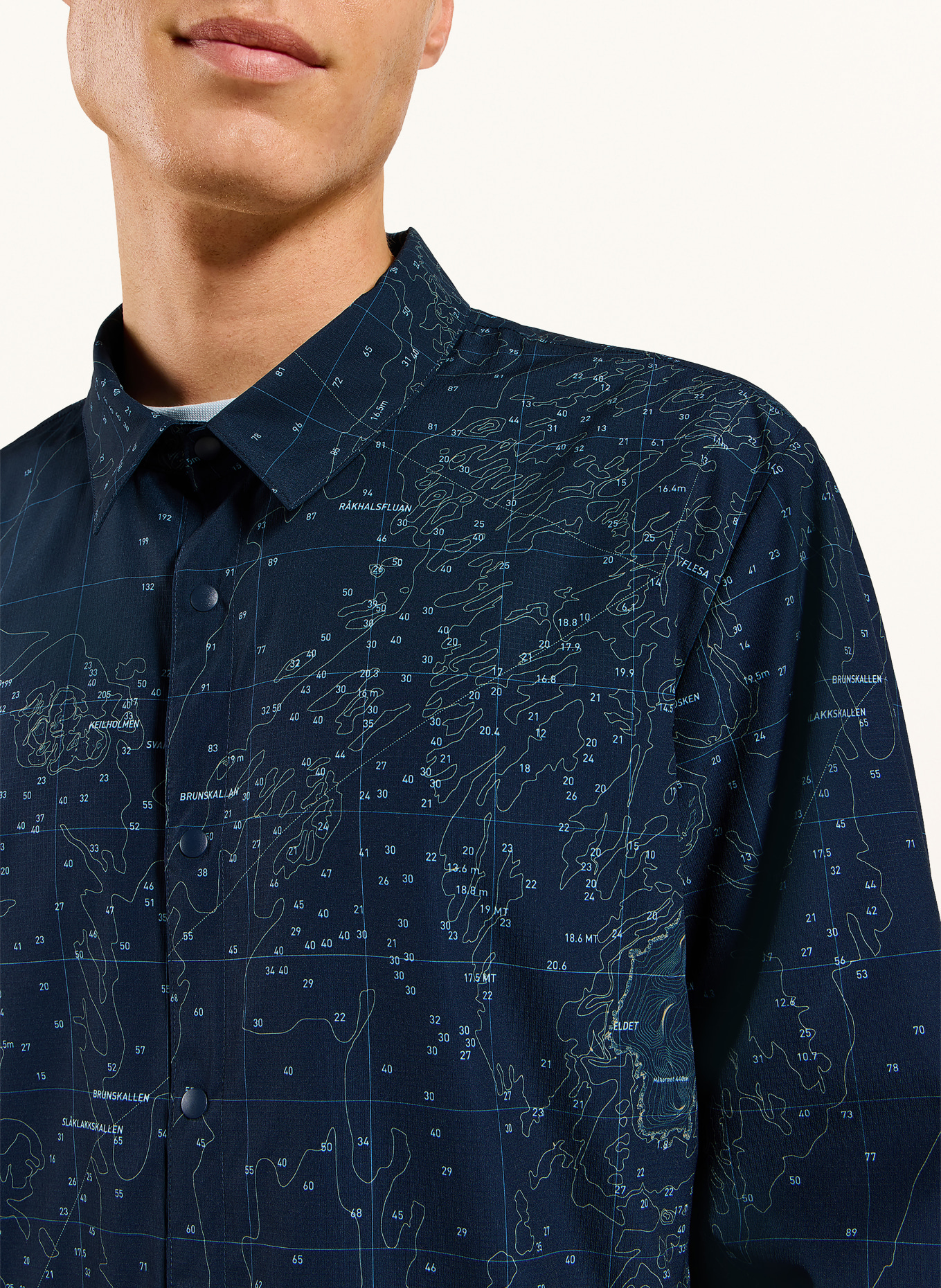 odlo TRANSITION INSULATED Reversible Overshirt: DARK BLUE / LIGHT BLUE