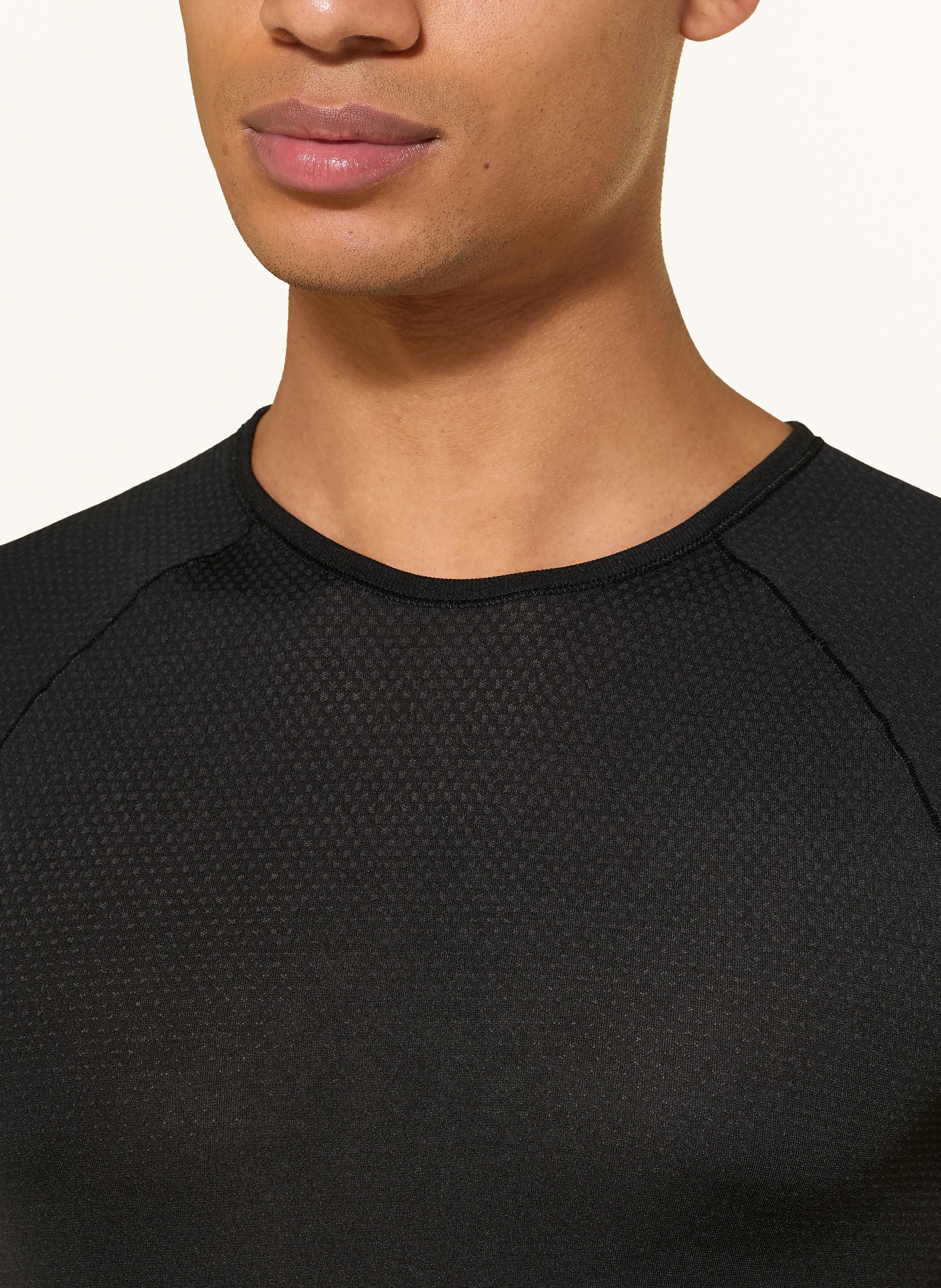 odlo Funkční tričko PERFORMANCE X-LIGHT: ČERNÁ