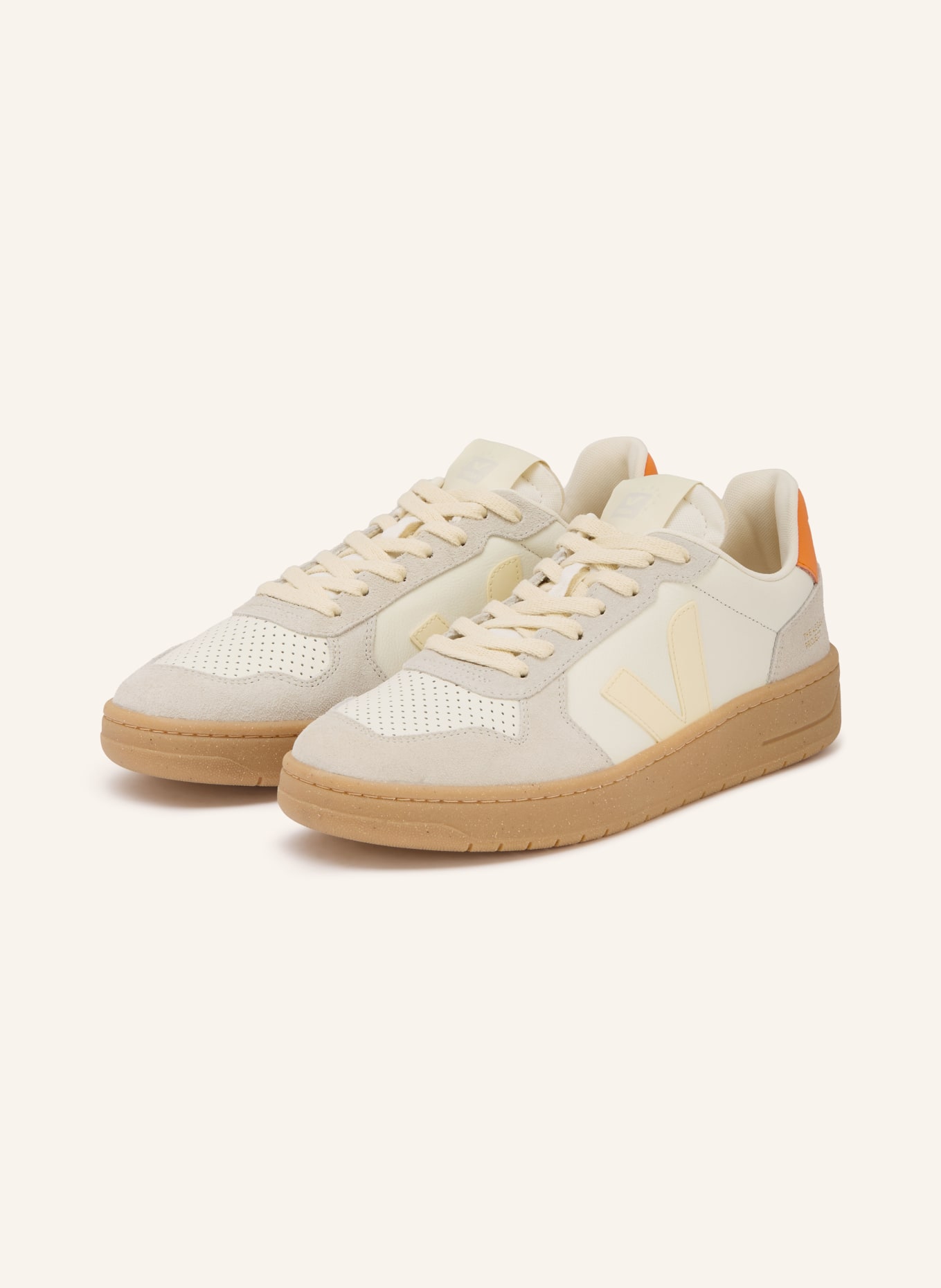 VEJA Sneaker V-82: ECRU / HELLGRAU / ORANGE