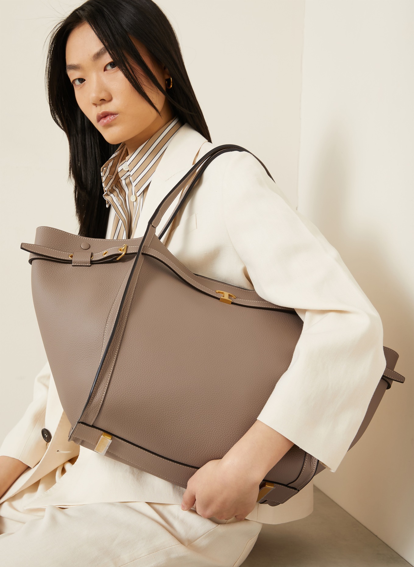 TOD'S Sac cabas MEDIUM: TAUPE / OR
