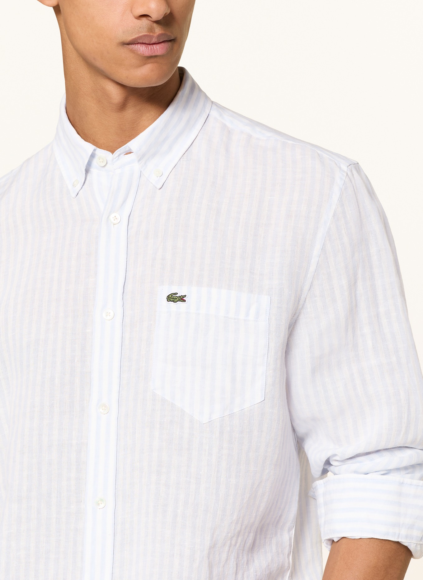 LACOSTE Hemd Regular Fit: WEISS / HELLBLAU