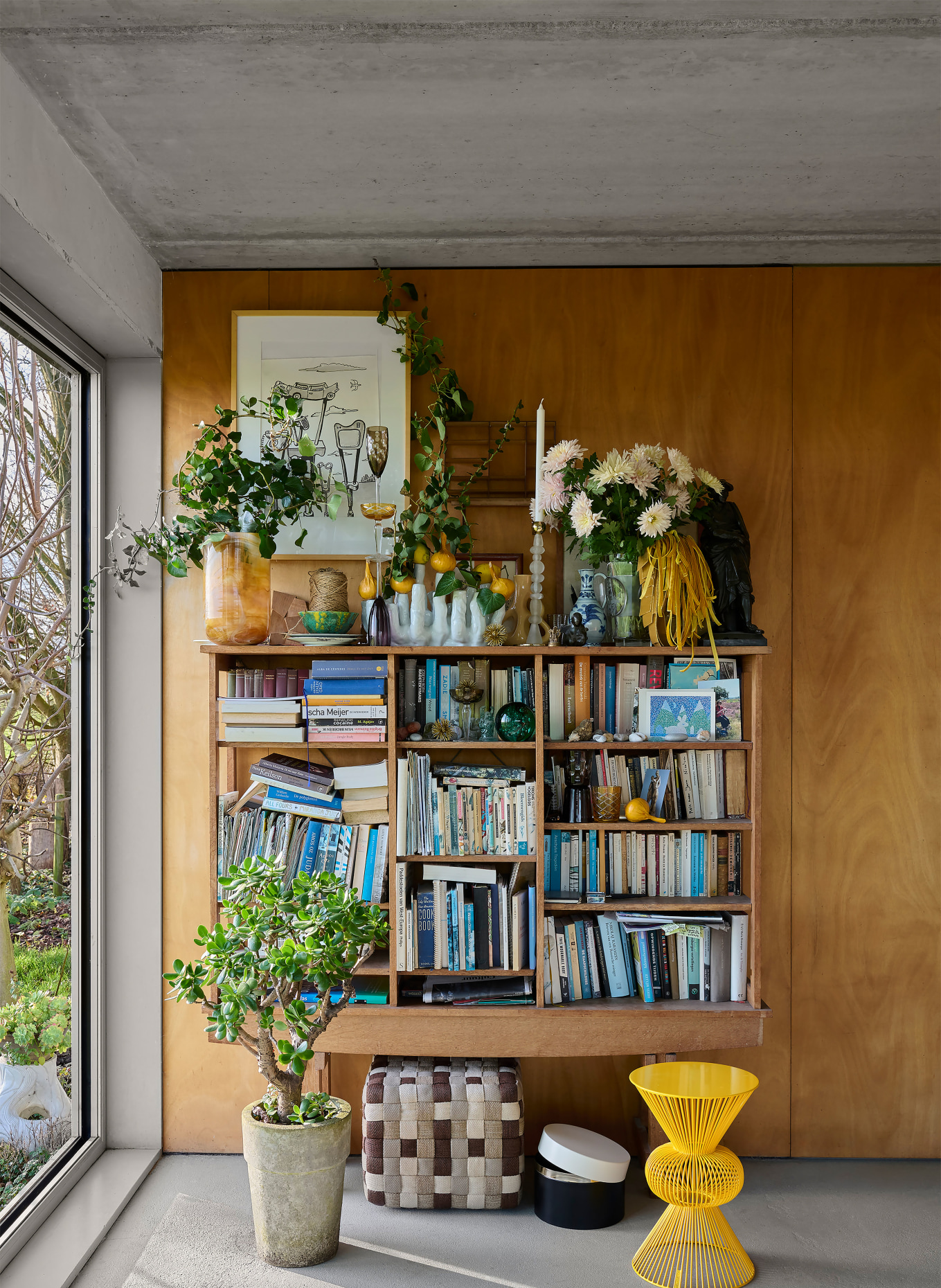 POLSPOTTEN Beistelltisch WIRED BALL: GELB