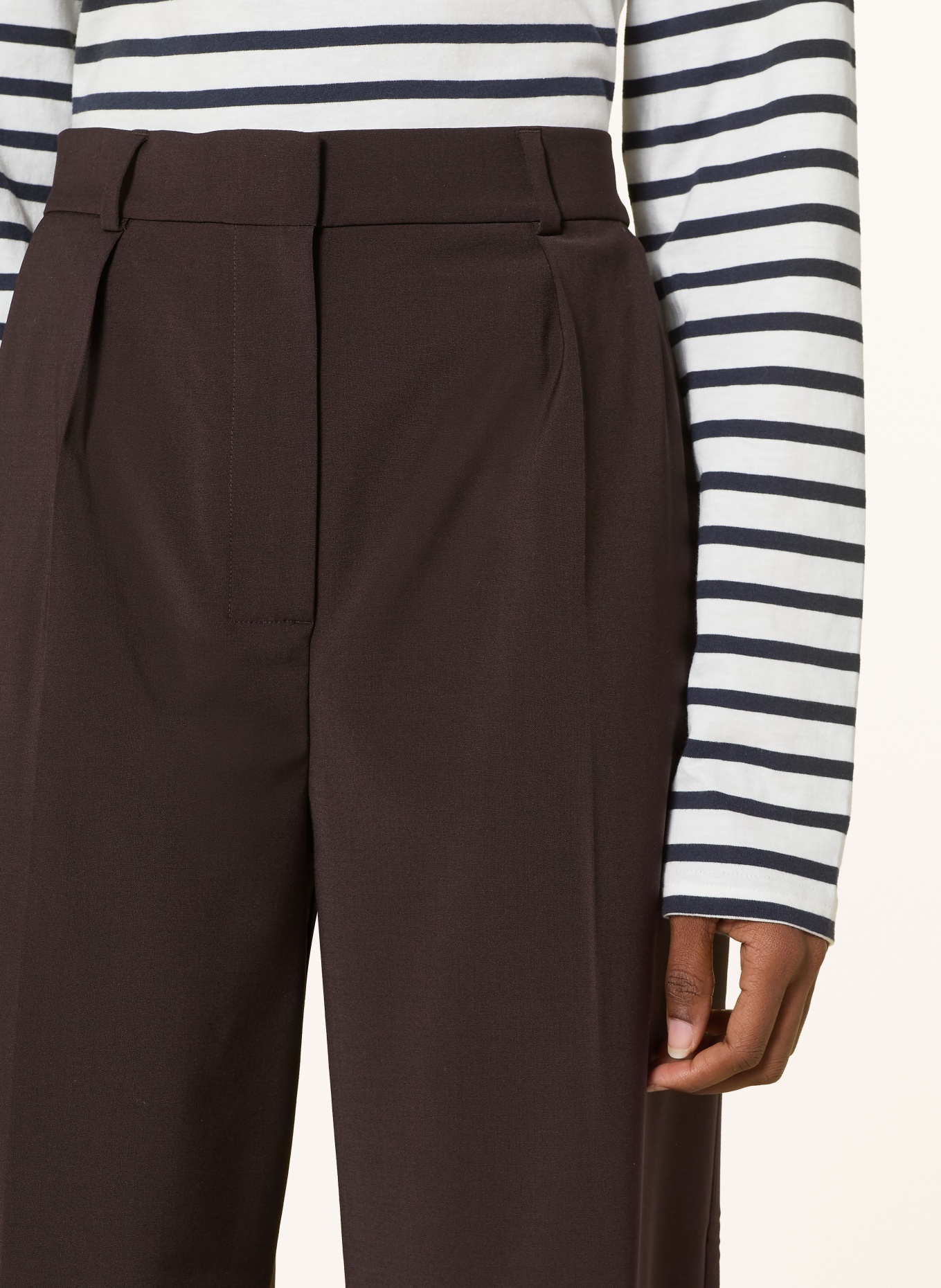 LACOSTE Marlenehose: DUNKELBRAUN