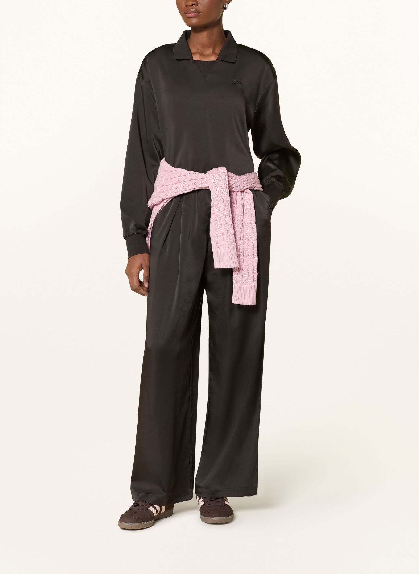 LACOSTE Chemisier en satin: MARRON FONCÉ