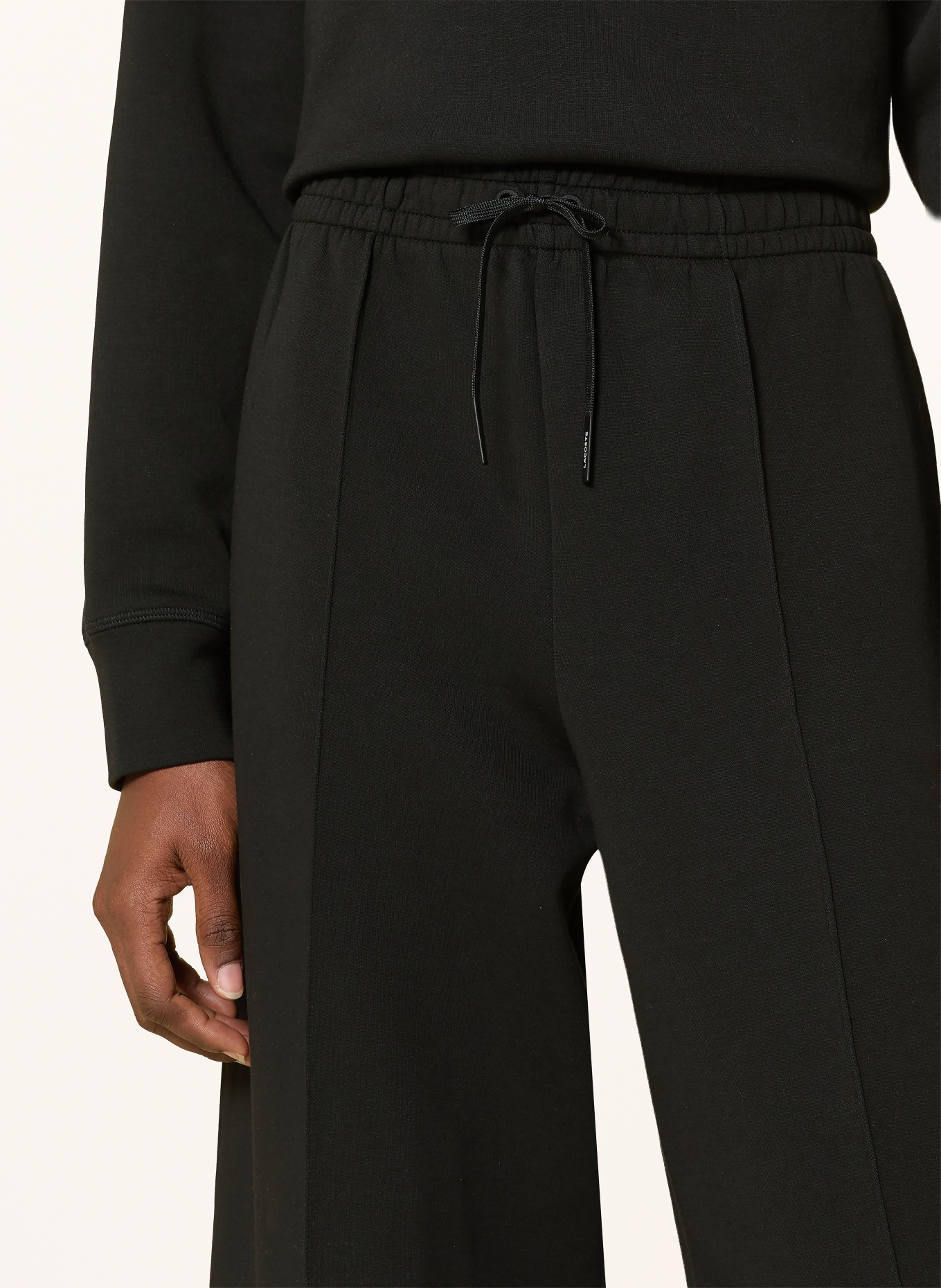 LACOSTE Sweatpants: SCHWARZ