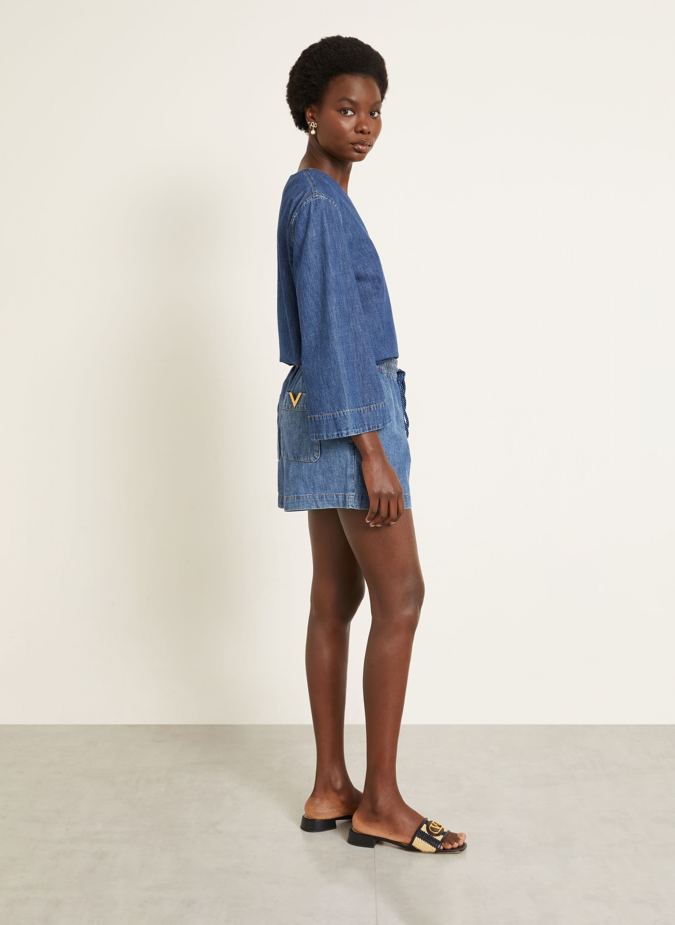 VALENTINO Jeansshorts: 558 MEDIUM BLUE DENIM