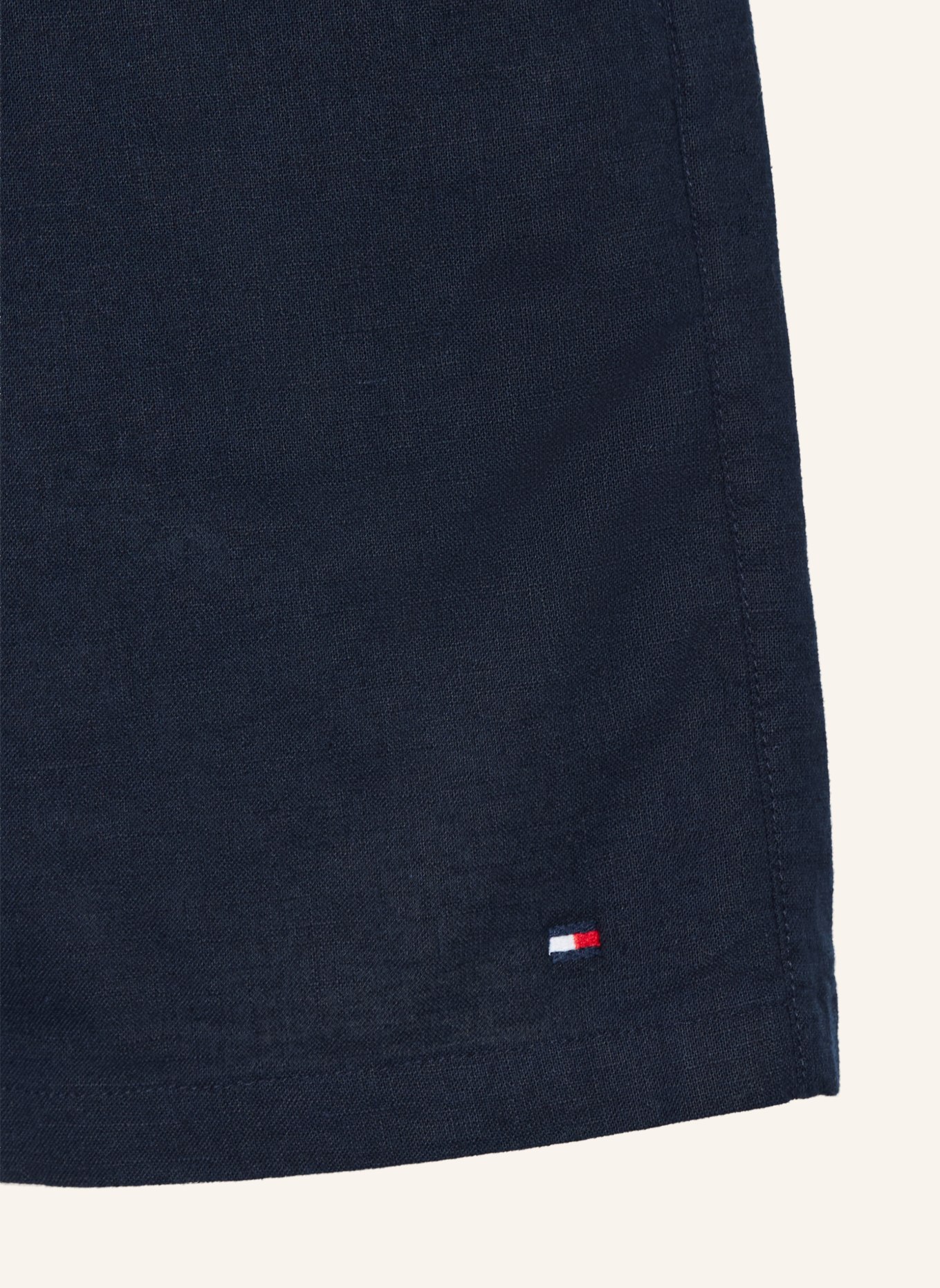 TOMMY HILFIGER Shorts mit Leinen: DUNKELBLAU