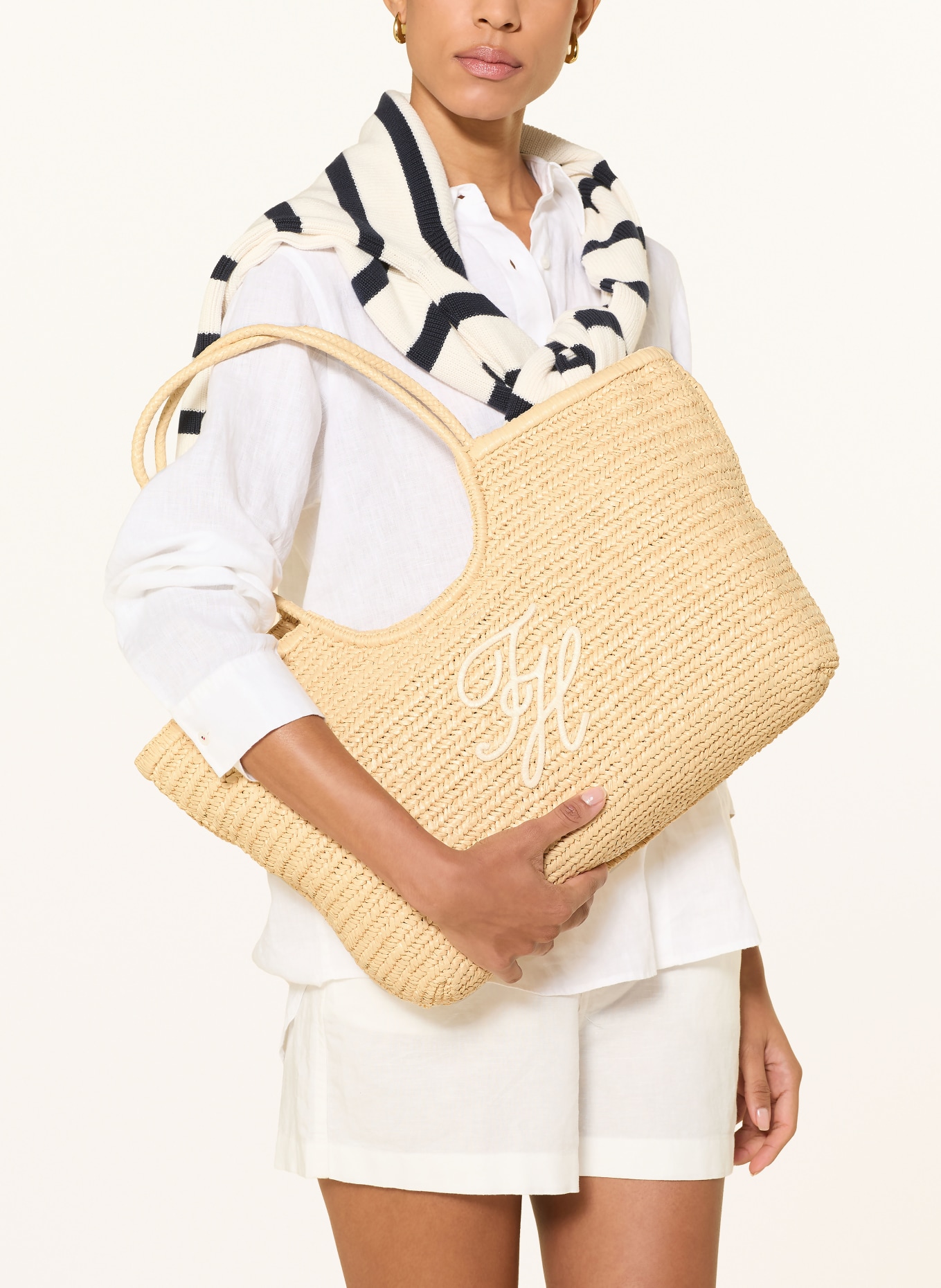 TOMMY HILFIGER acheteur: BEIGE