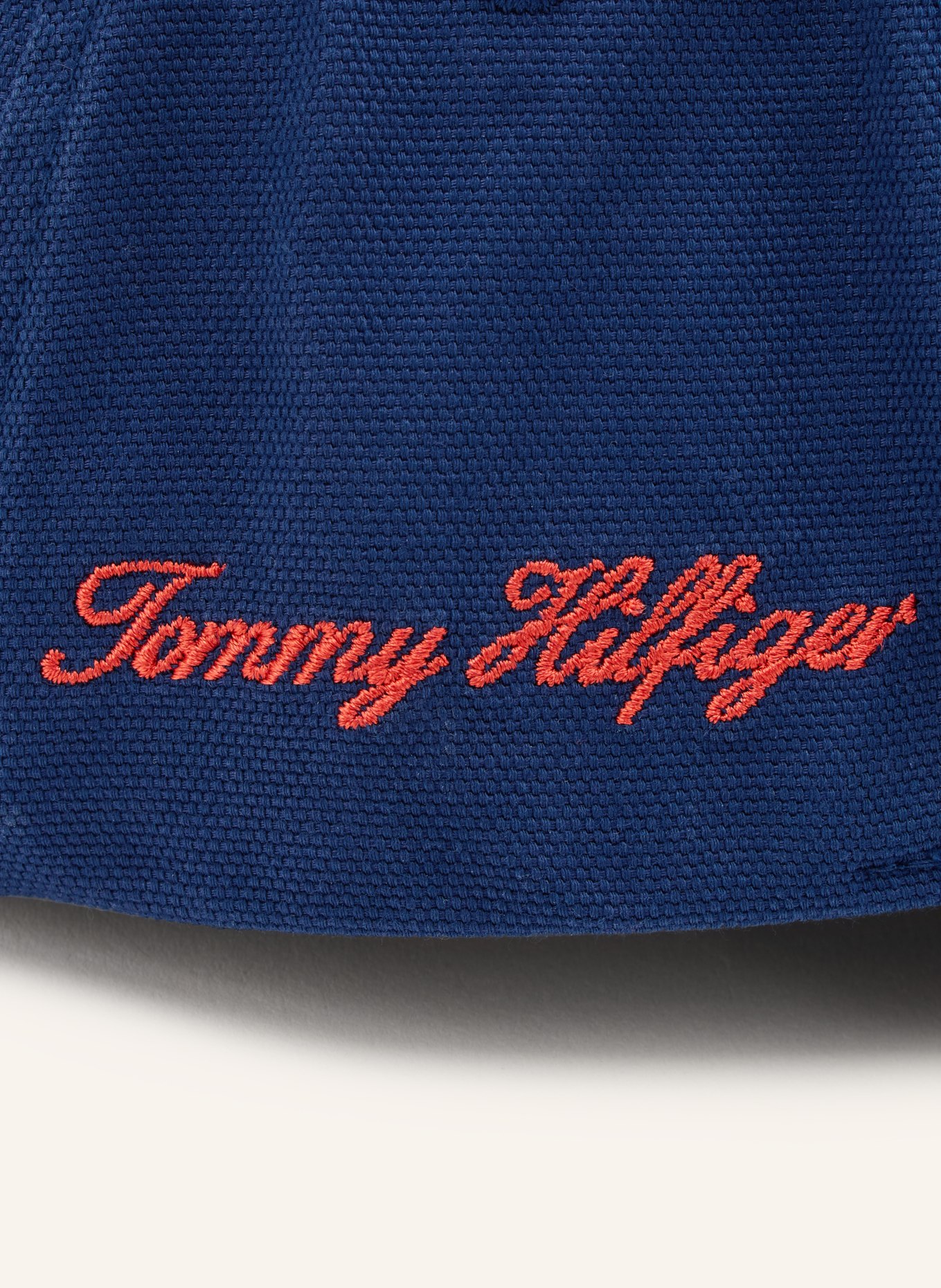 TOMMY HILFIGER cap: DARK BLUE / RED