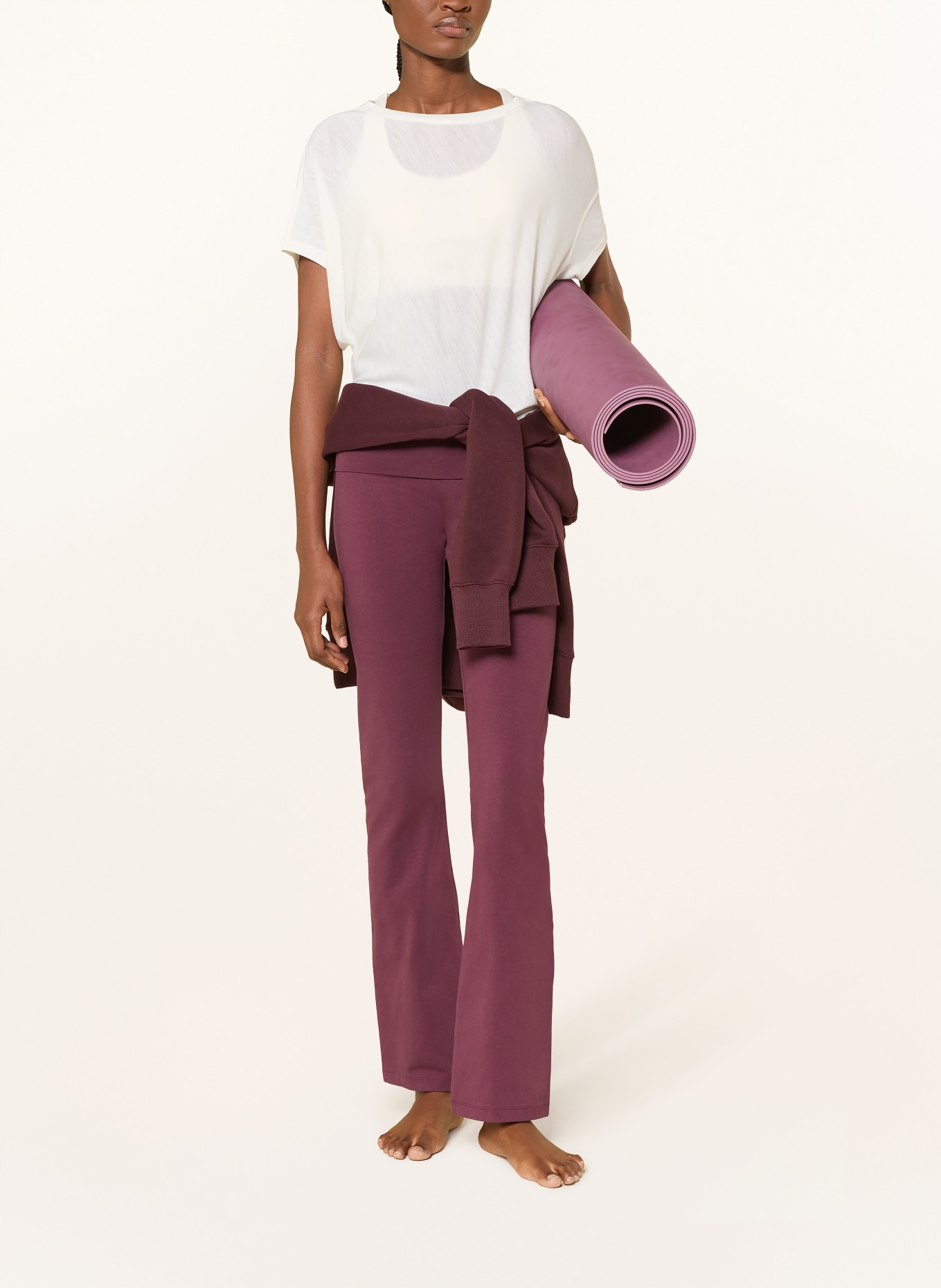 super.natural T-Shirt YOGA LOOSE mit Merinowolle: WEISS