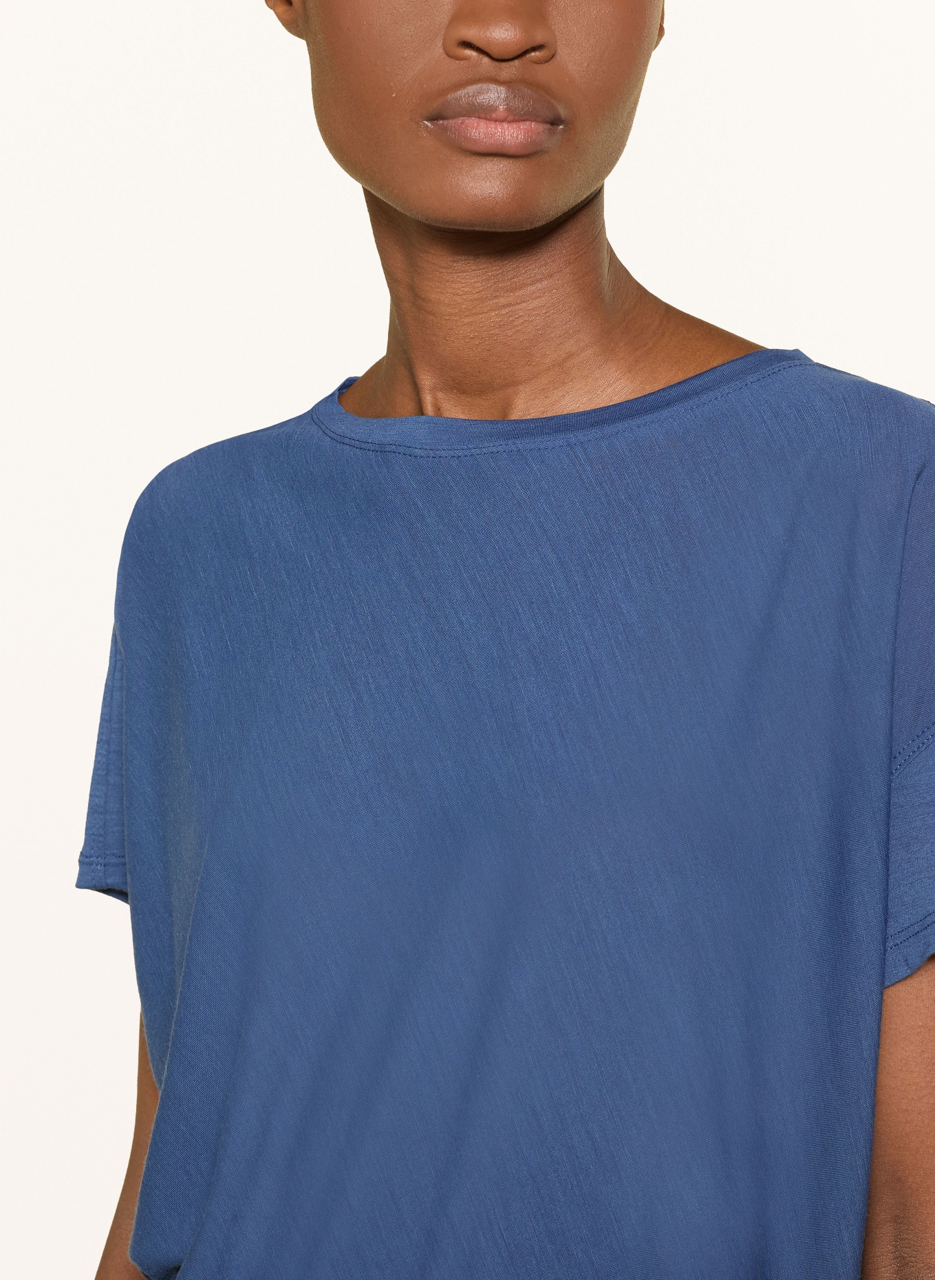 super.natural T-Shirt YOGA LOOSE mit Merinowolle: BLAU