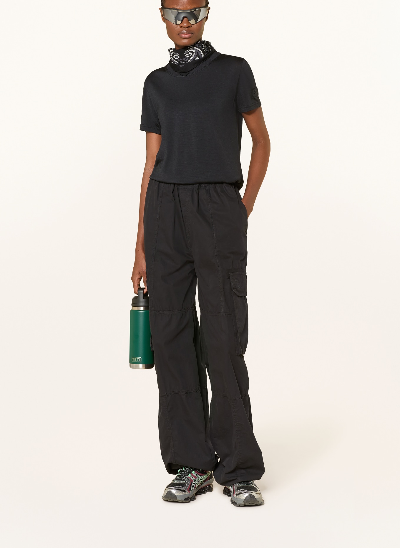 super.natural T-Shirt CASUAL RIB: SCHWARZ