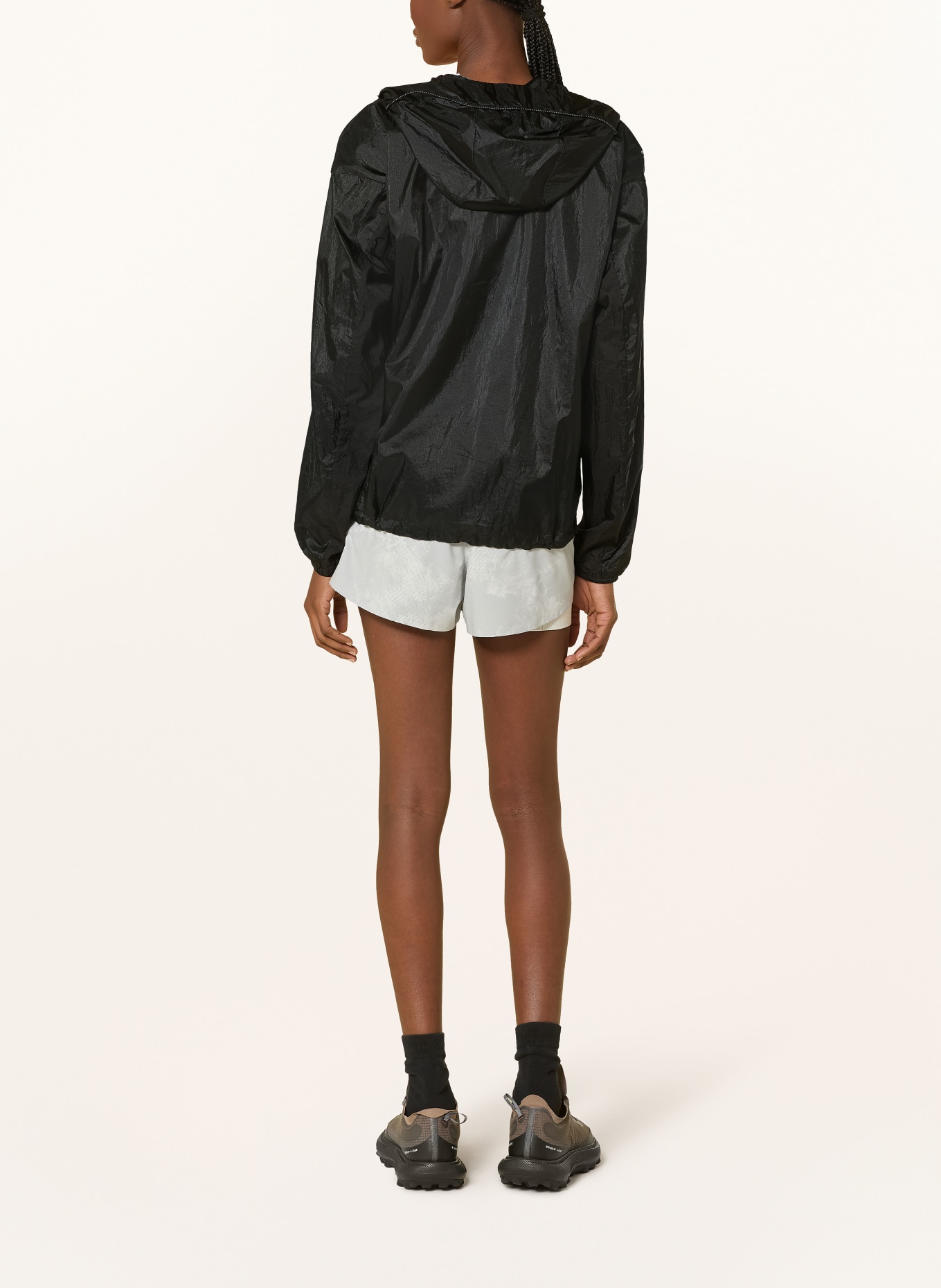 SATISFY Laufjacke PERTEX DIAMOND: SCHWARZ