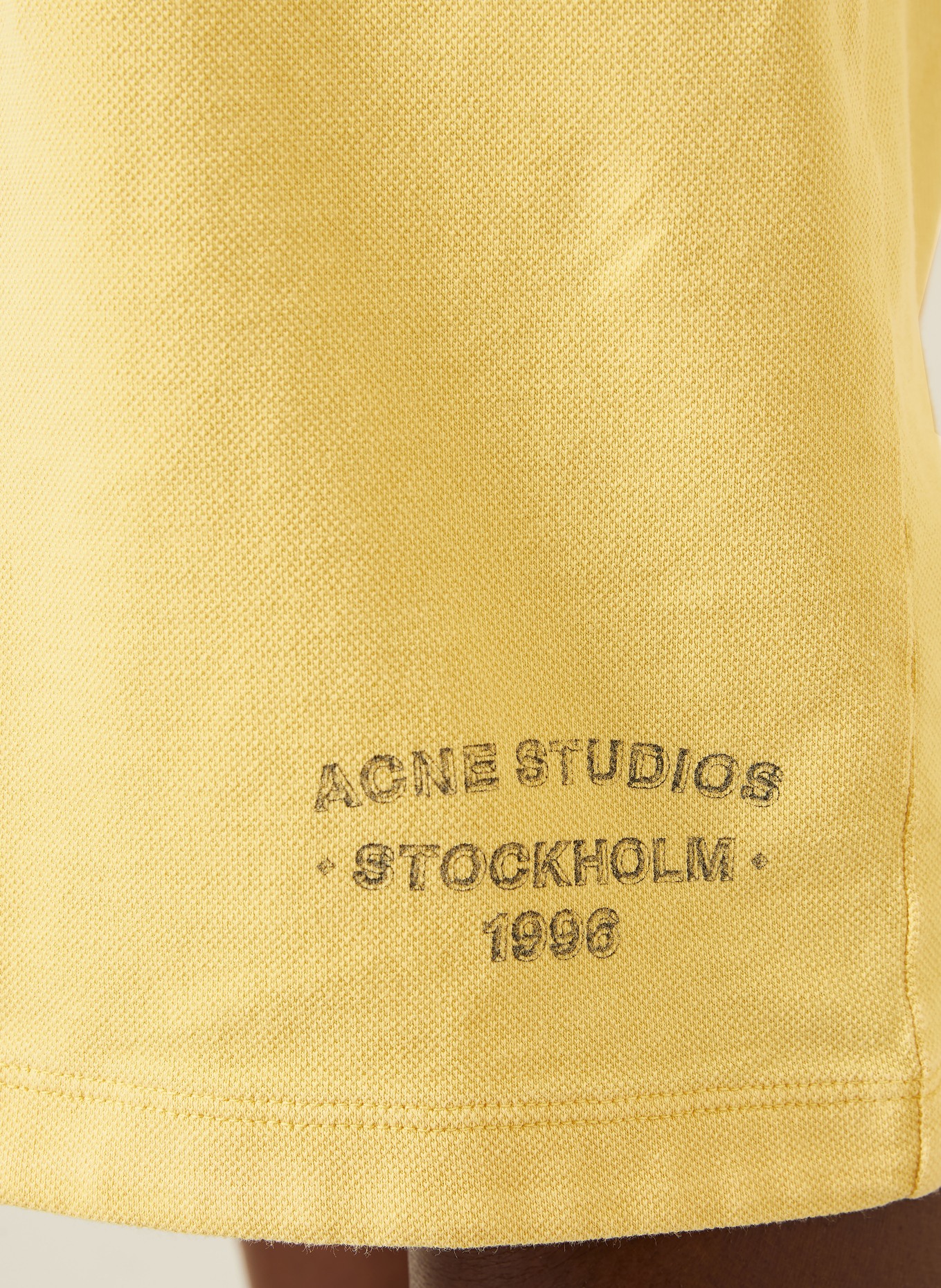 Acne Studios Rock: GELB