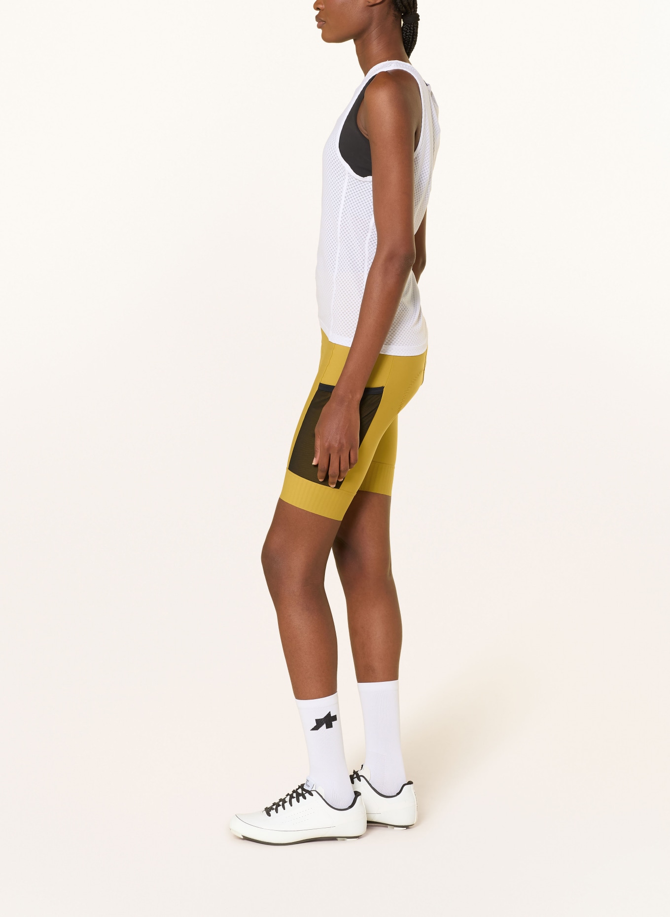 CAFÉ DU CYCLISTE Cykelshorts ELSA med vadderad insats: MÖRKGUL / SVART