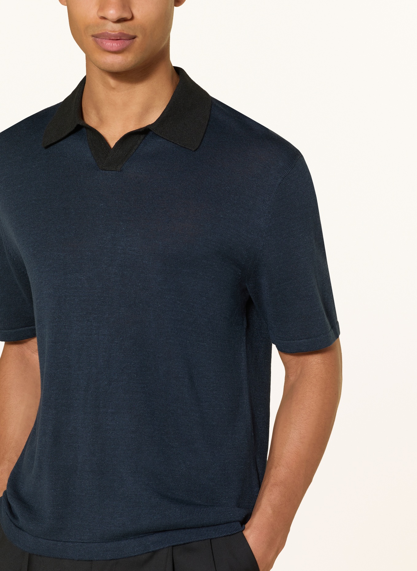 Calvin Klein Pletené polo tričko s lnem: TMAVĚ MODRÁ / ČERNÁ