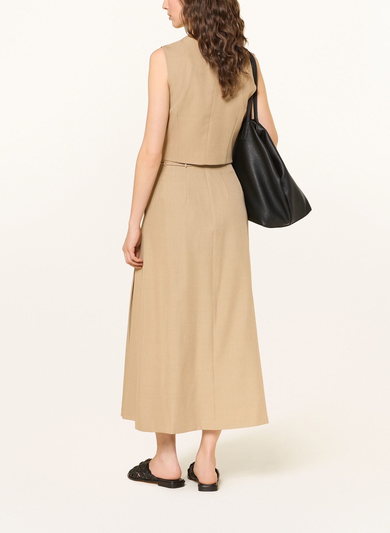 Y.A.S. Faltenrock: CAMEL