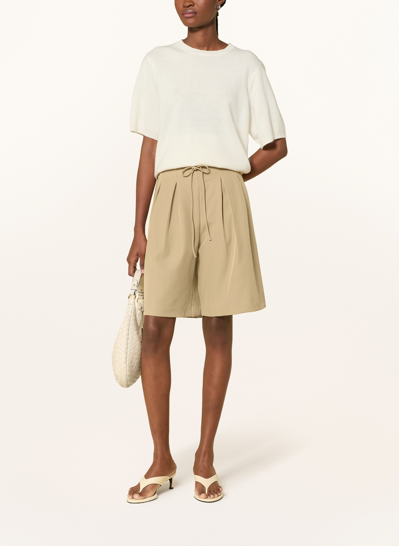 Y.A.S. Shorts: BEIGE