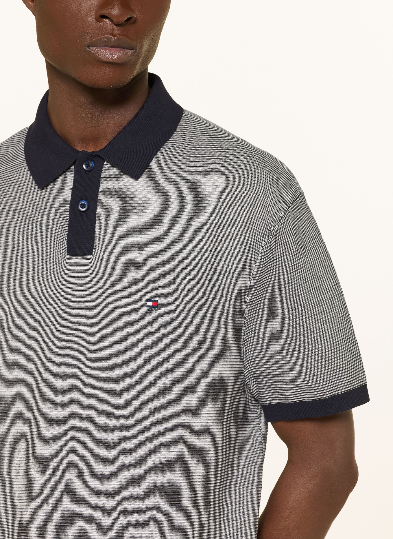 TOMMY HILFIGER piqué polo shirt: DARK BLUE / WHITE
