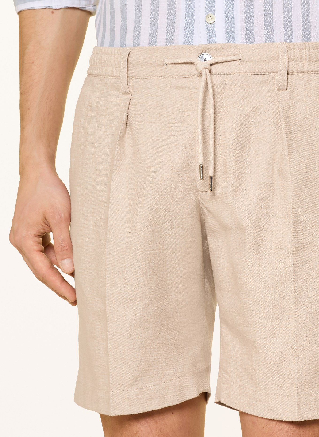 PROFUOMO Linen shorts: BEIGE