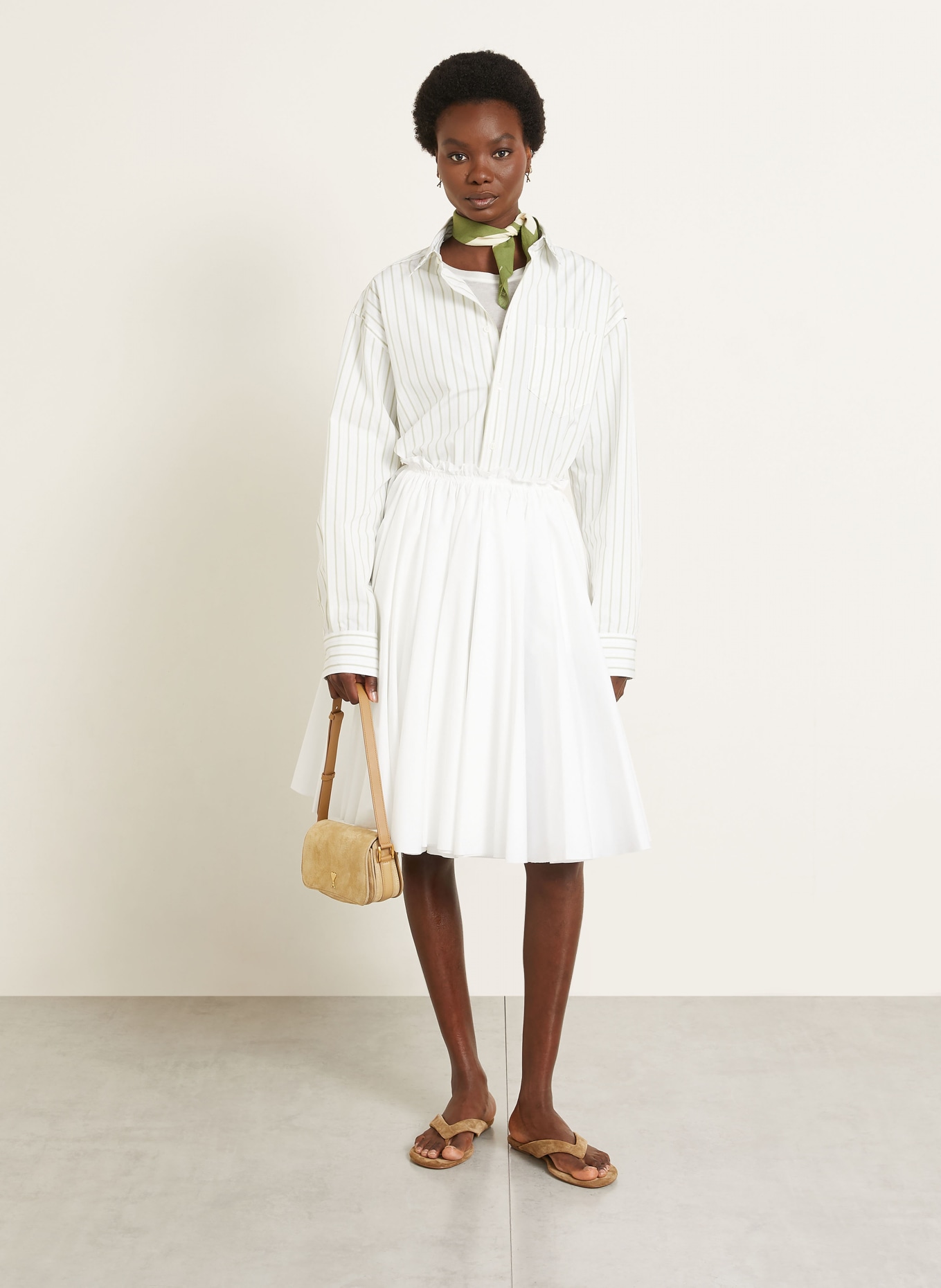 AMI PARIS Schoudertas PARIS PARIS: LICHTBRUIN