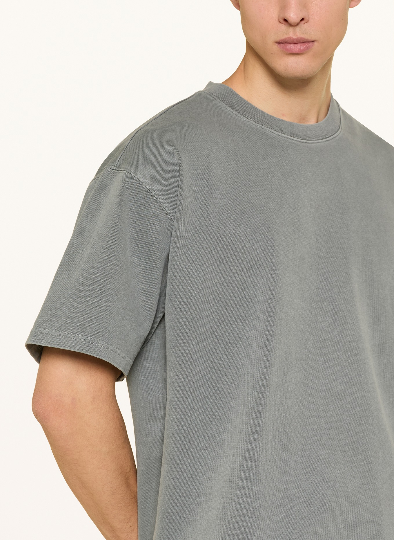 66°NORTH T-shirt LOGN: GRIS / NOIR