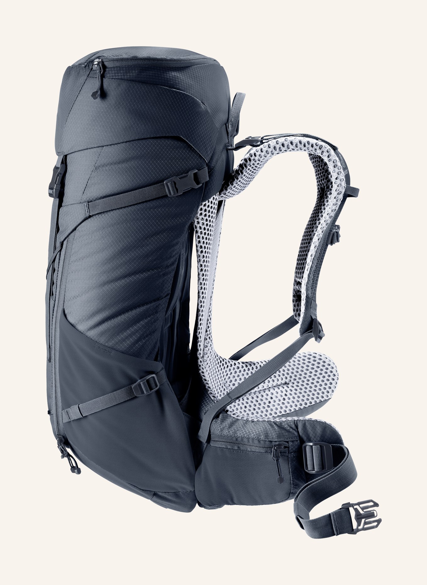 deuter FUTURA 24 SL Backpack: BLACK