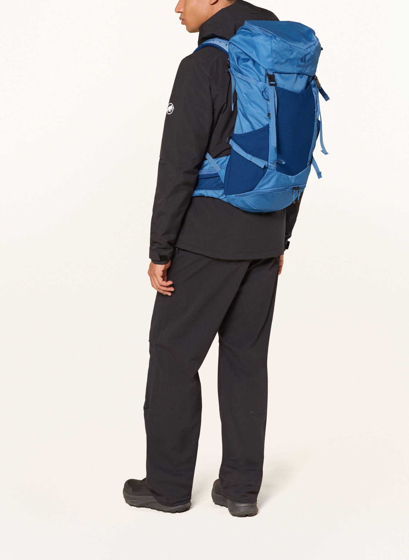 deuter Sac à dos FUTURA 32: BLEU / BLEU FONCÉ