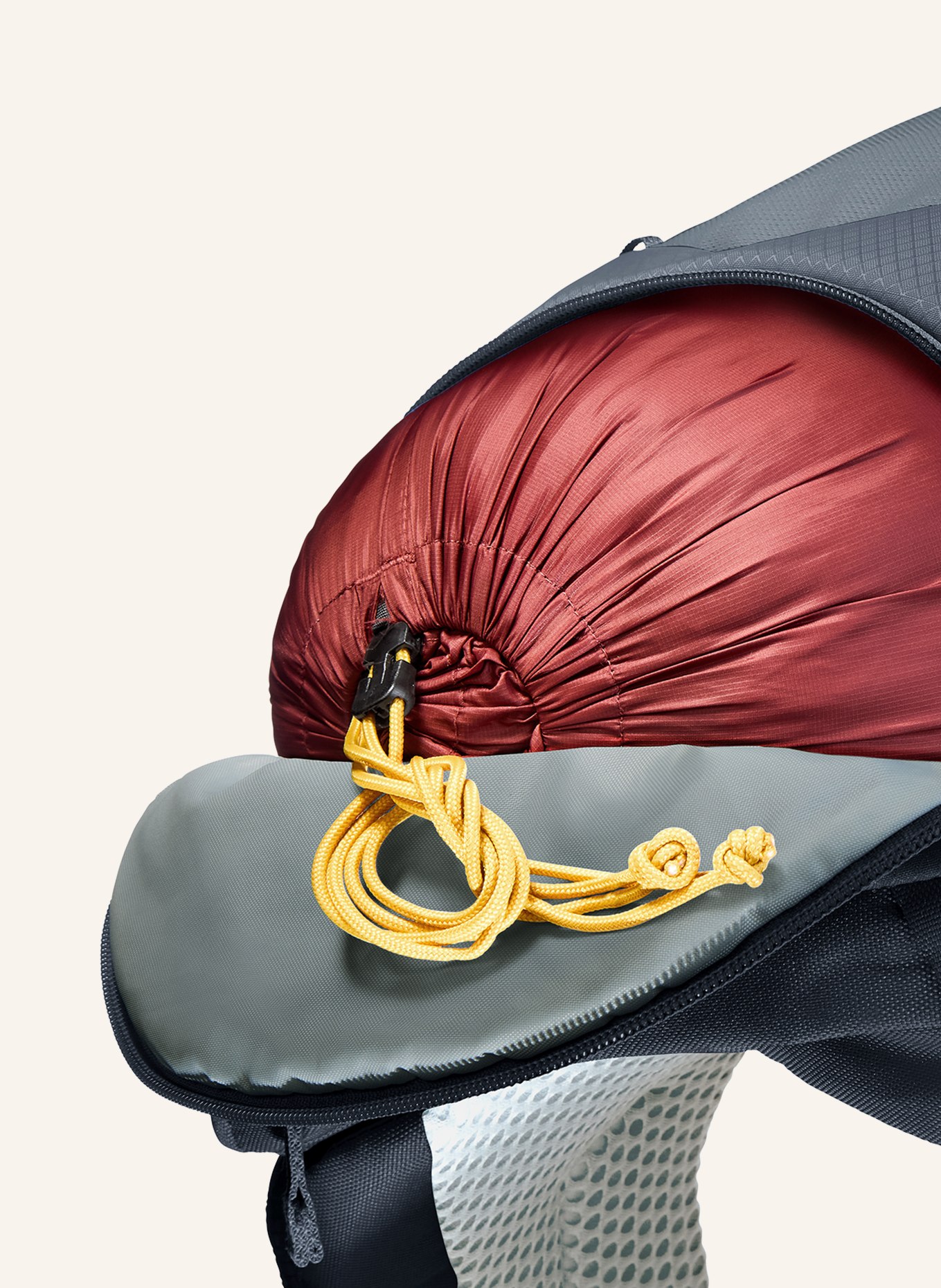 deuter FUTURA PRO 30 SL Backpack: BLACK