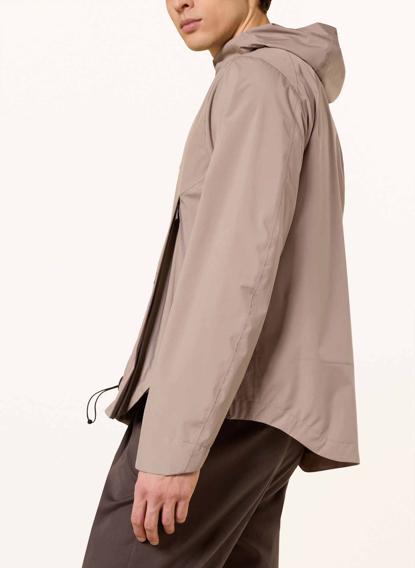 HERNO veste technique: TAUPE