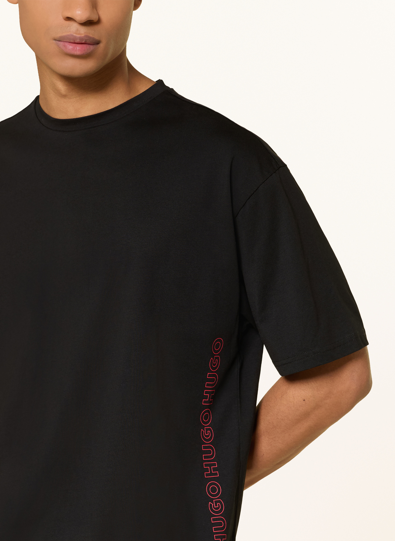 HUGO TIKI T-shirt: BLACK