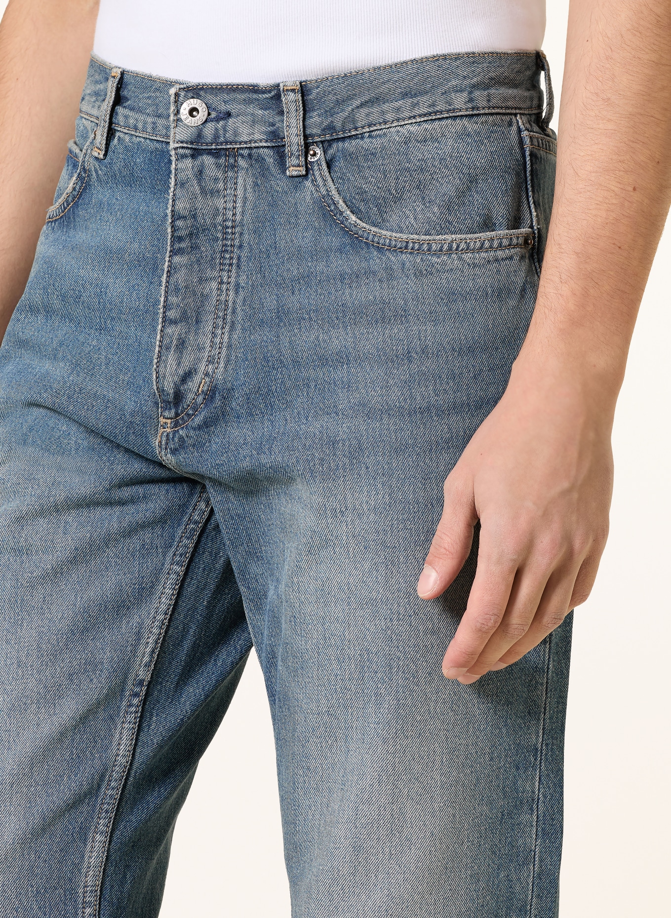 HUGO JONAH Straight-Fit Jeans: 435 BRIGHT BLUE