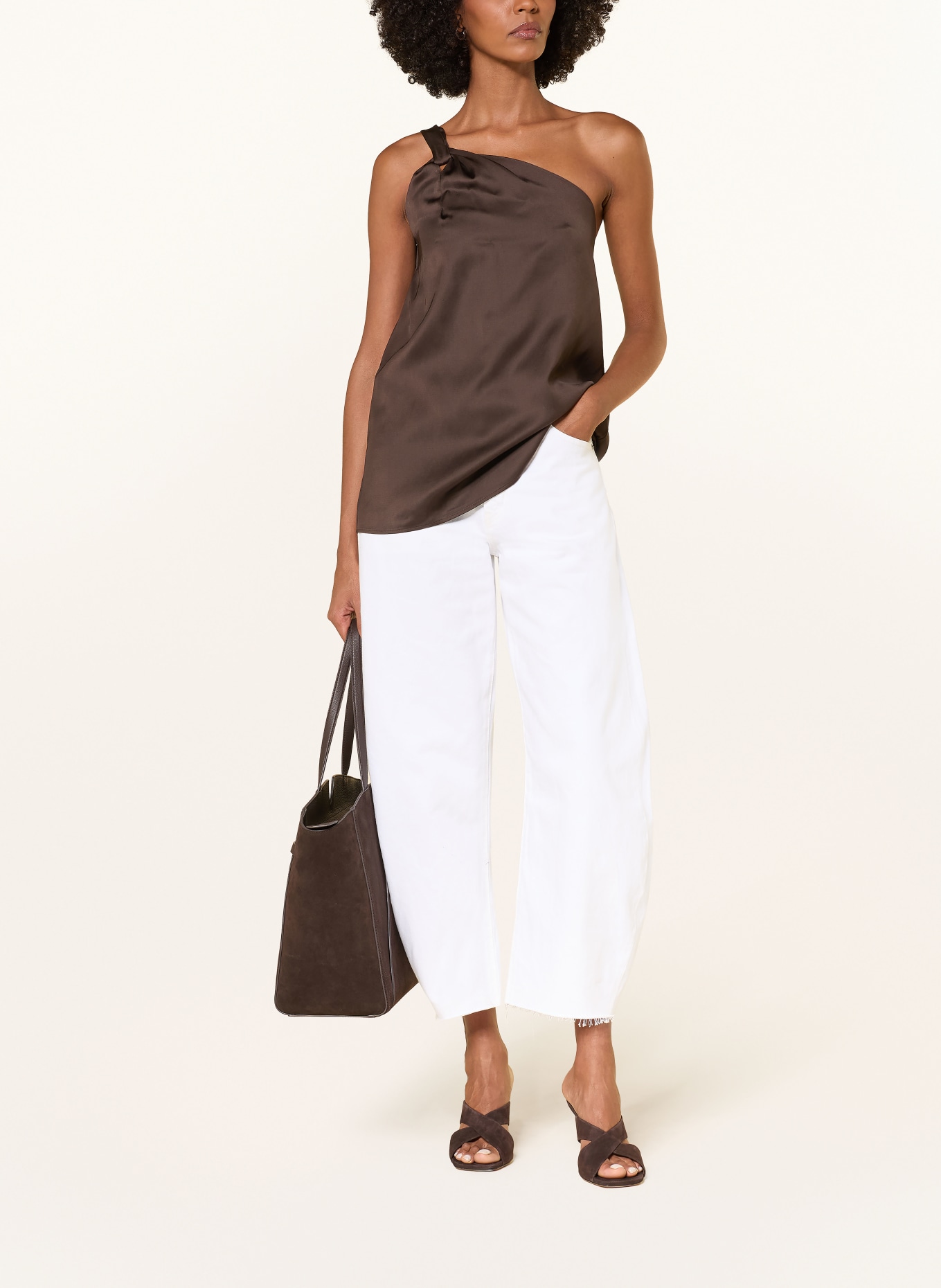 BOSS One-Shoulder-Top BANTEA aus Satin: DUNKELBRAUN