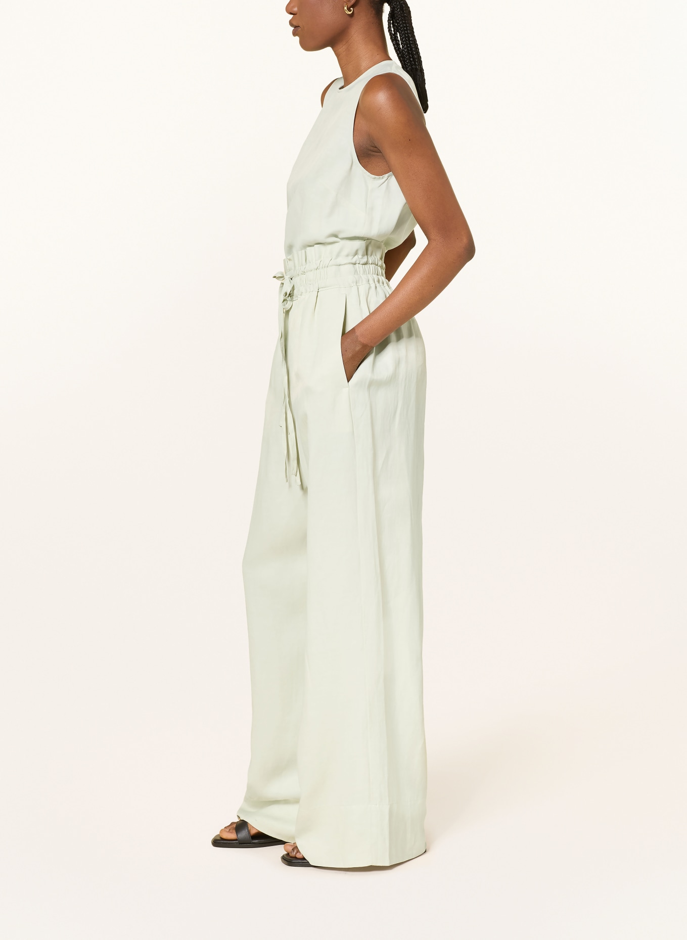 BOSS TACOLA paperbag pants in satin: LIGHT GREEN