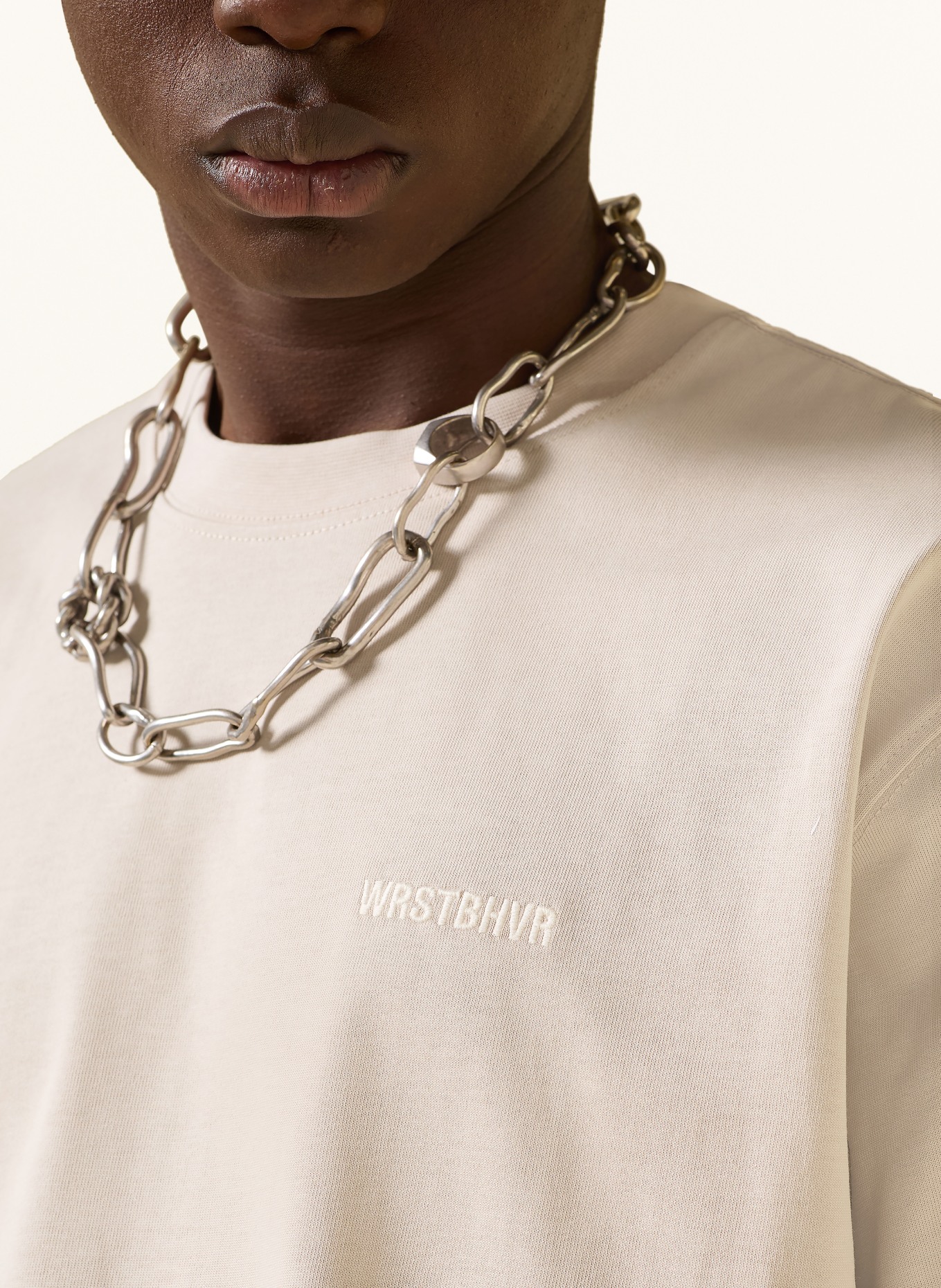 WRSTBHVR T-Shirt CASSIAN: HELLBRAUN