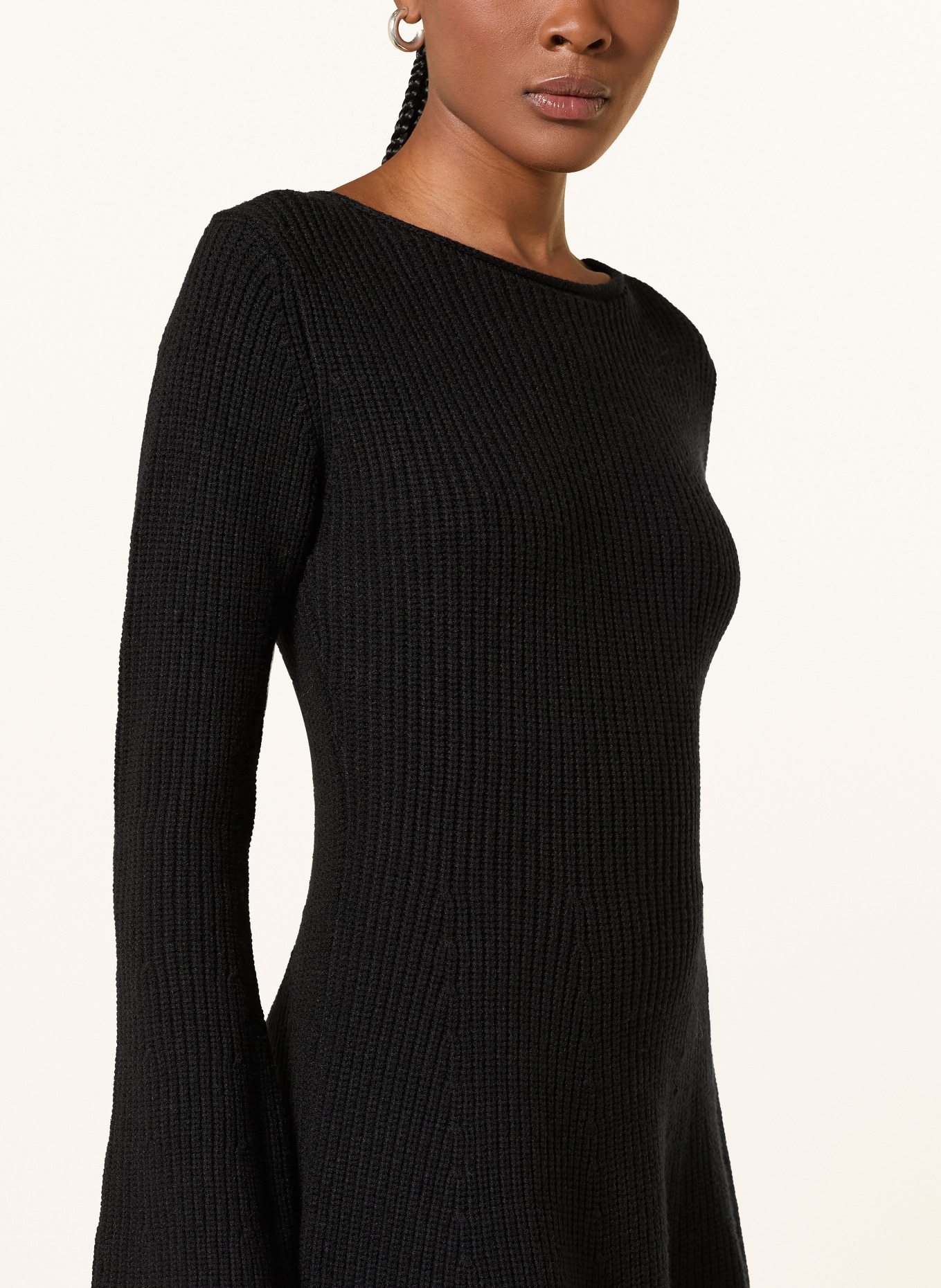 LEZU Sukienka z dzianiny NALANI: CZARNY