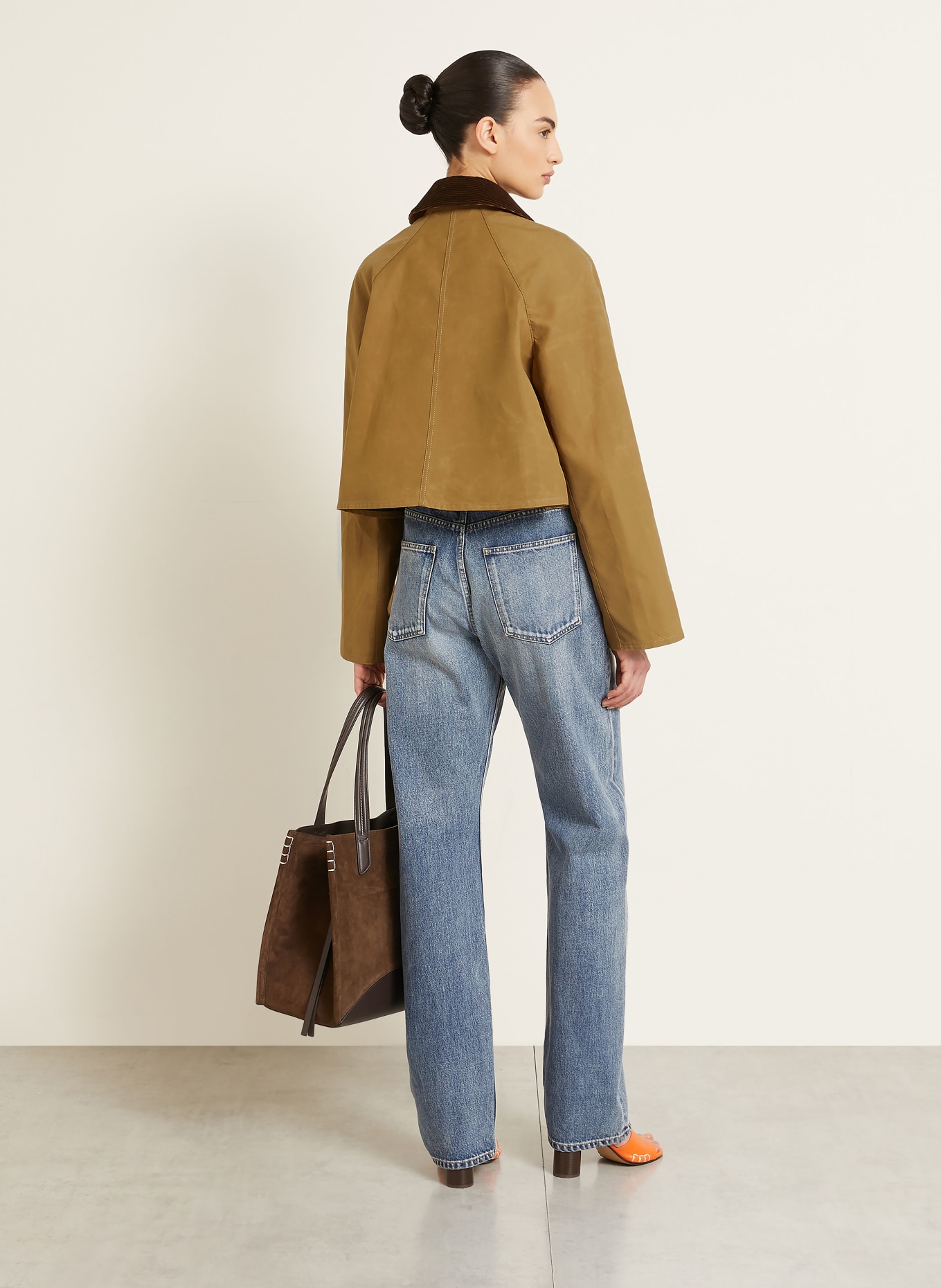 JW ANDERSON Cropped-Jacke BARN: COGNAC