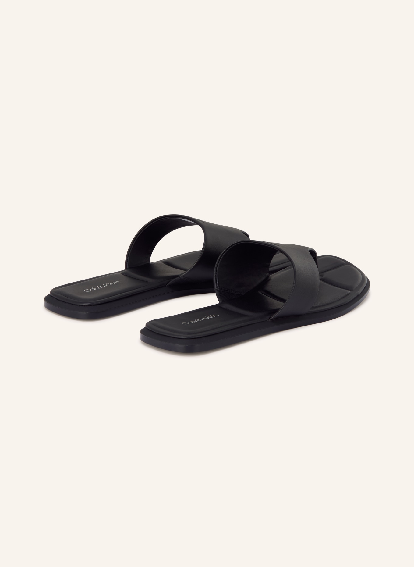 Calvin Klein toe separators: BLACK