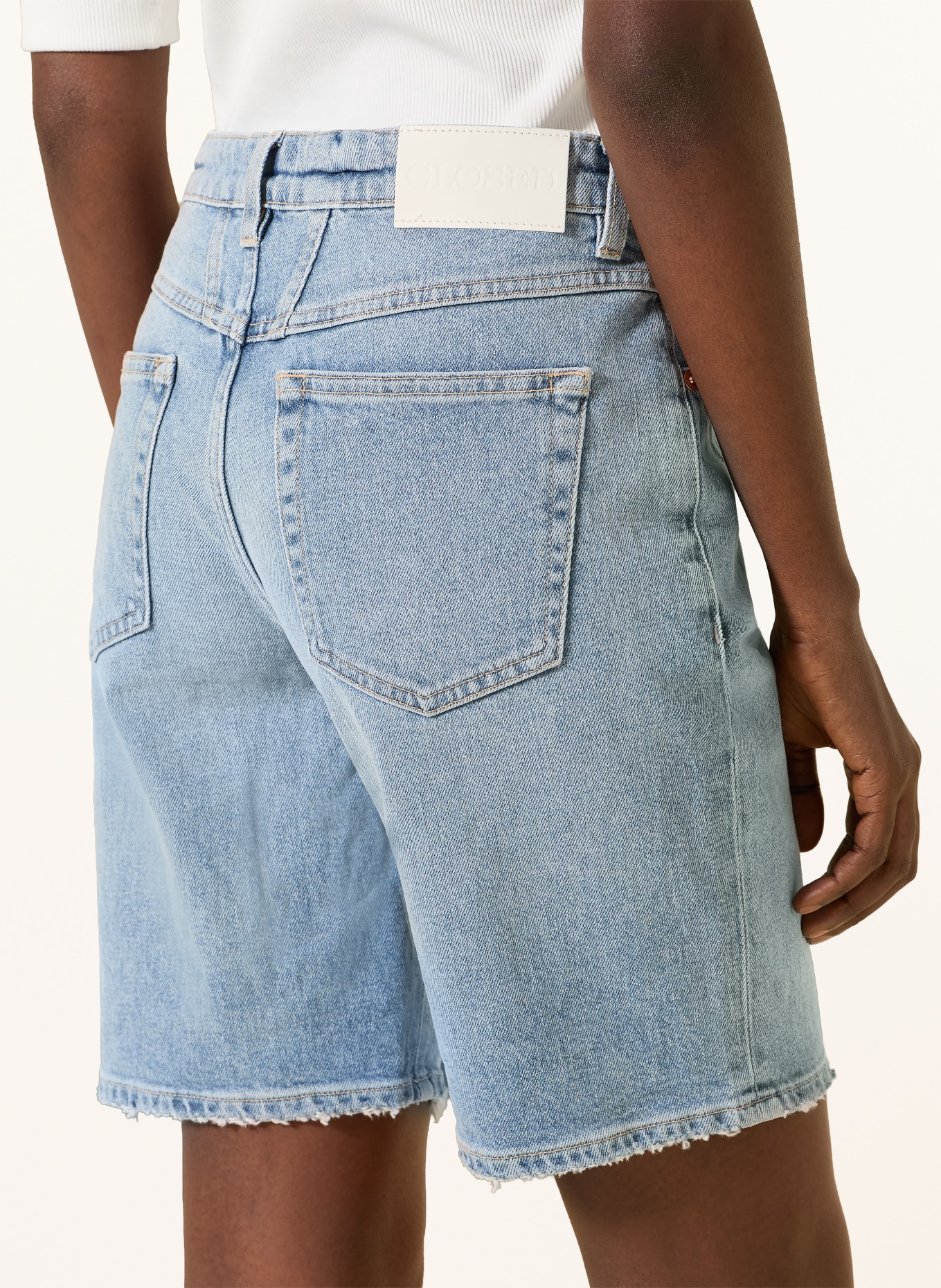 CLOSED Jeansshorts JINNIE: MBL MID BLUE