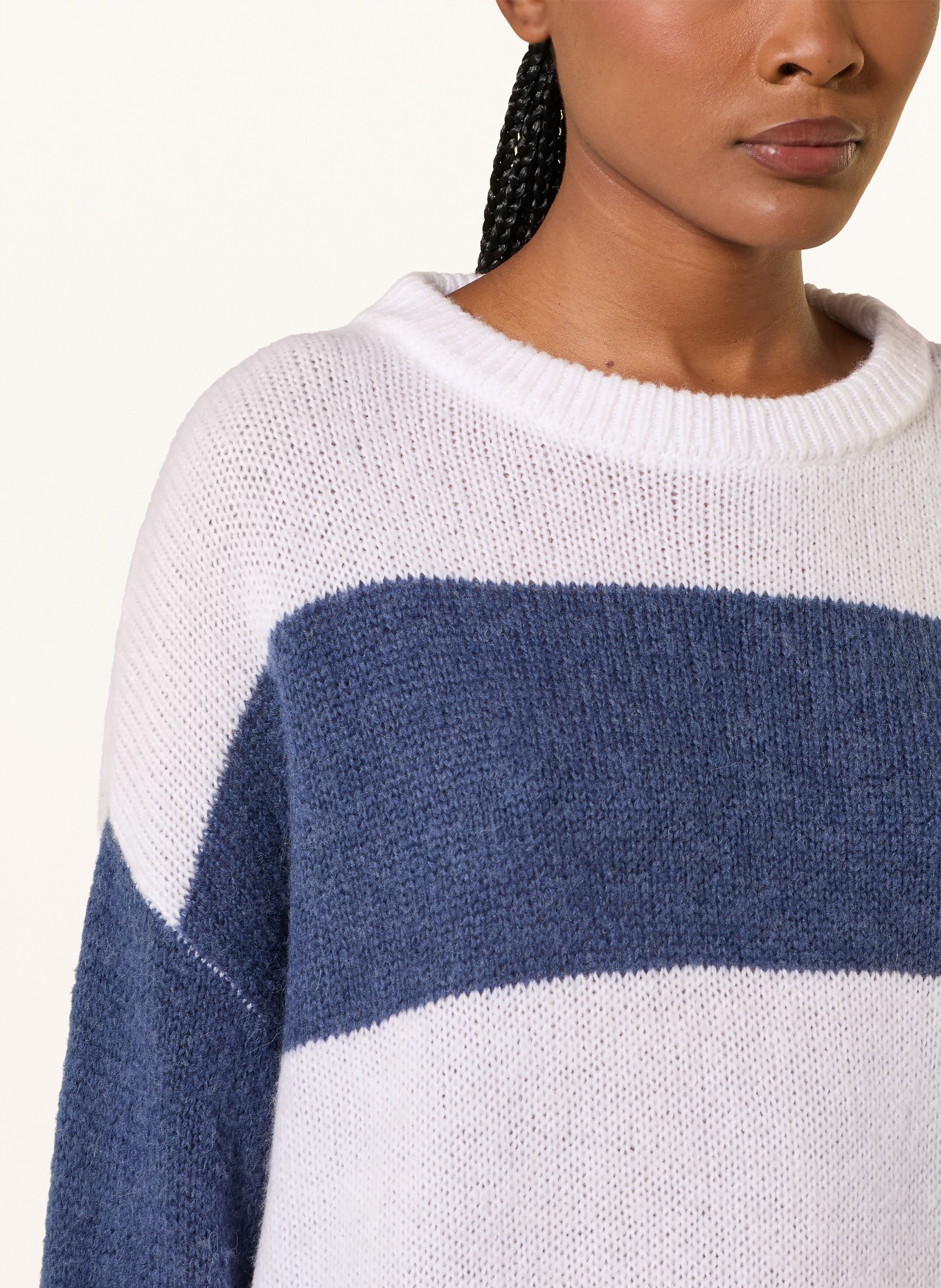 Juvia Pullover: DUNKELBLAU / WEISS