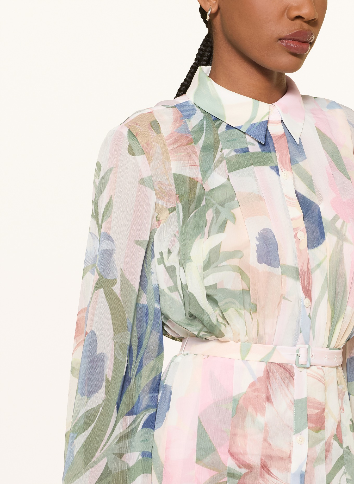 TED BAKER Šaty typu blůza ARNIA s plisováním: BÍLÁ / RŮŽOVÁ / MODRÁ